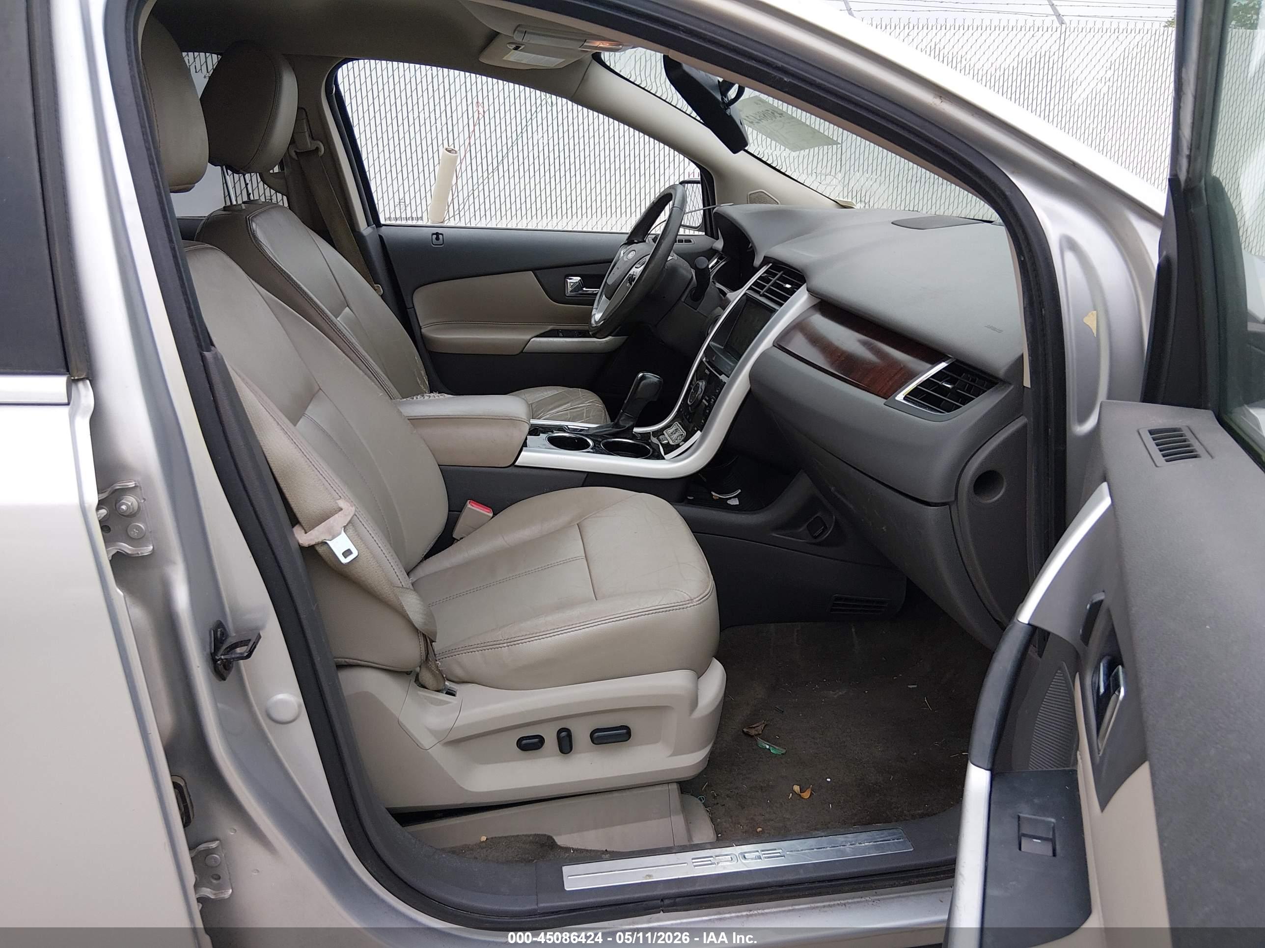 FORD EDGE image 5