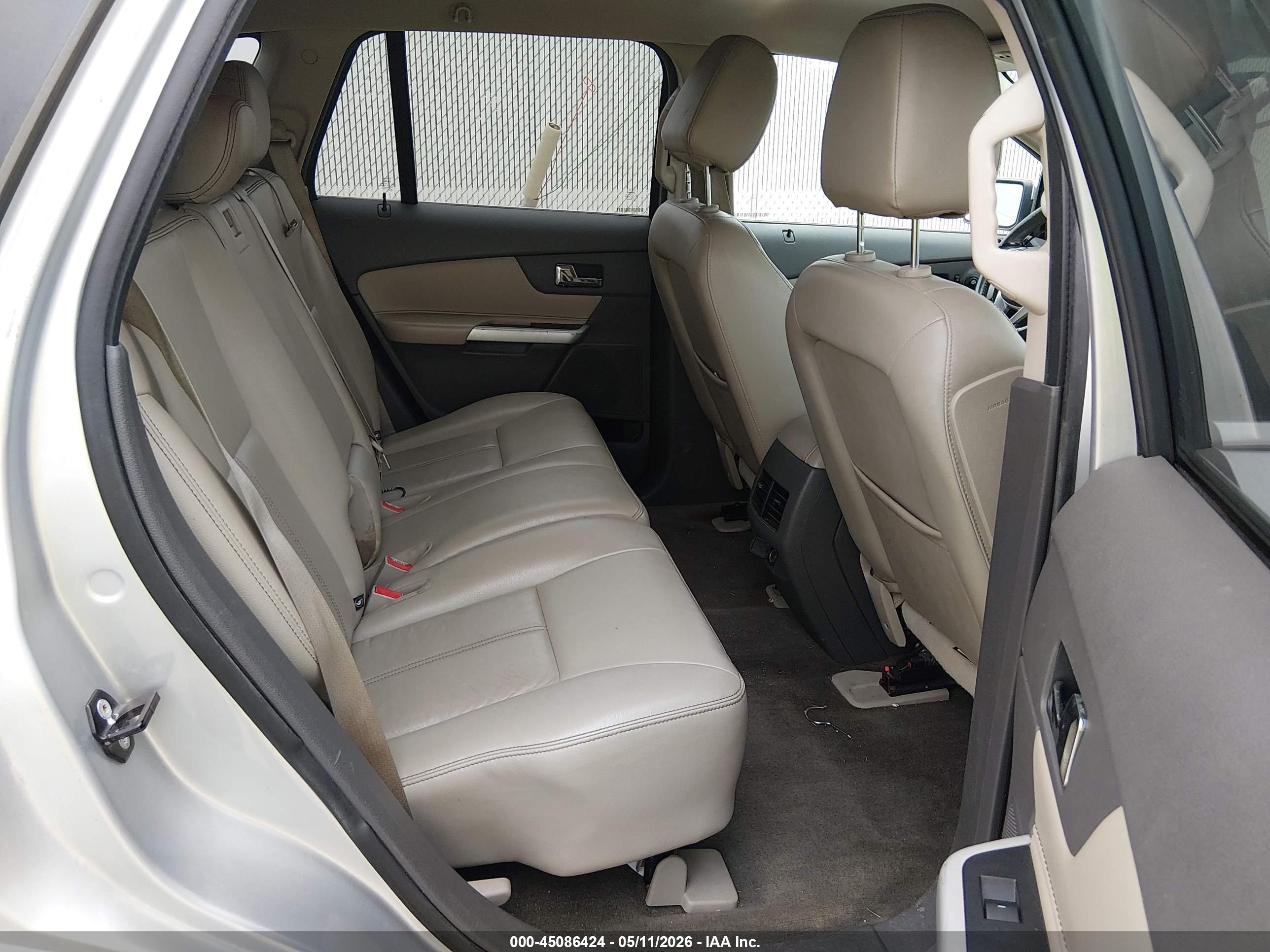 FORD EDGE image 8