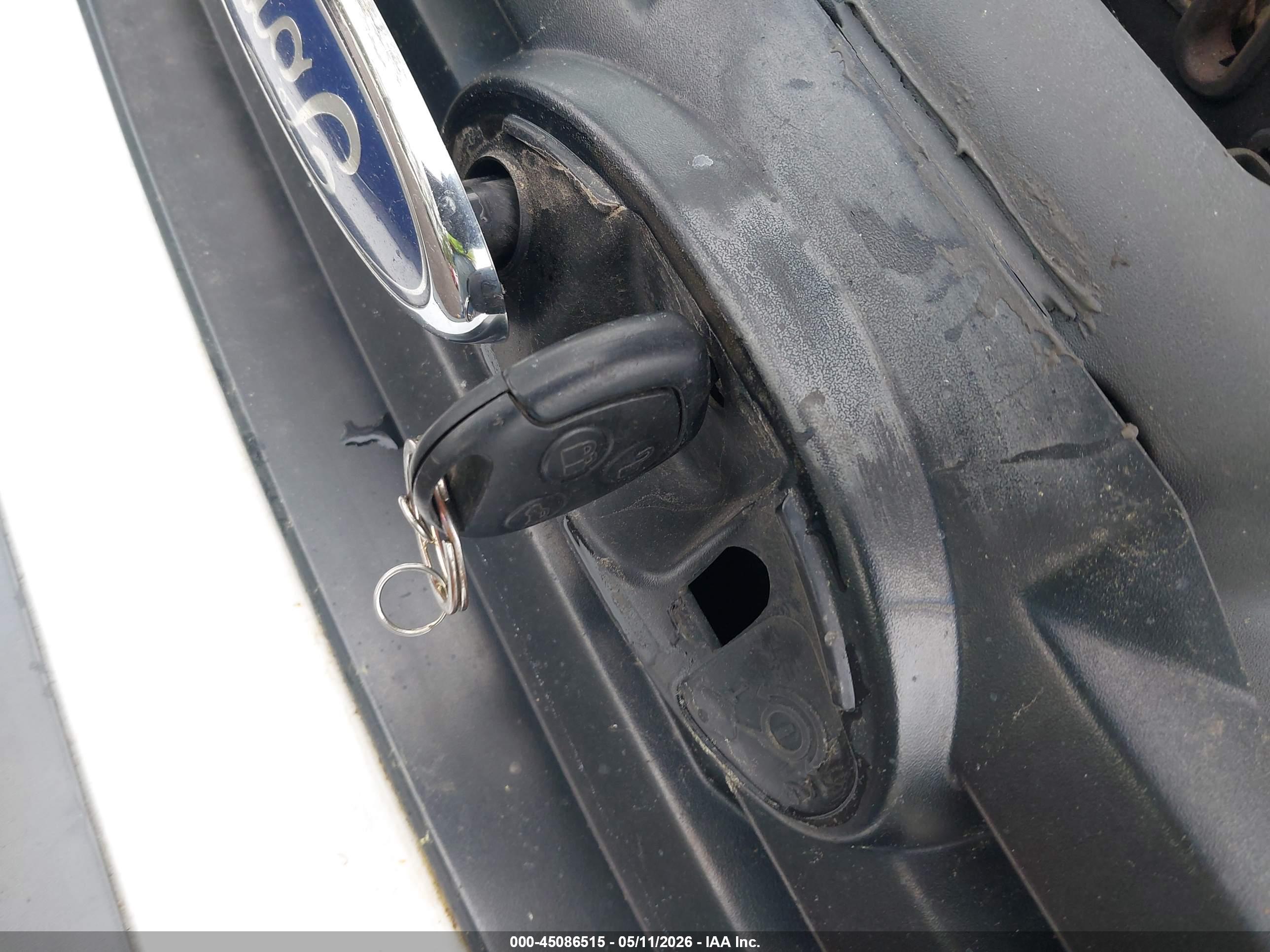 FORD TRANSIT image 11