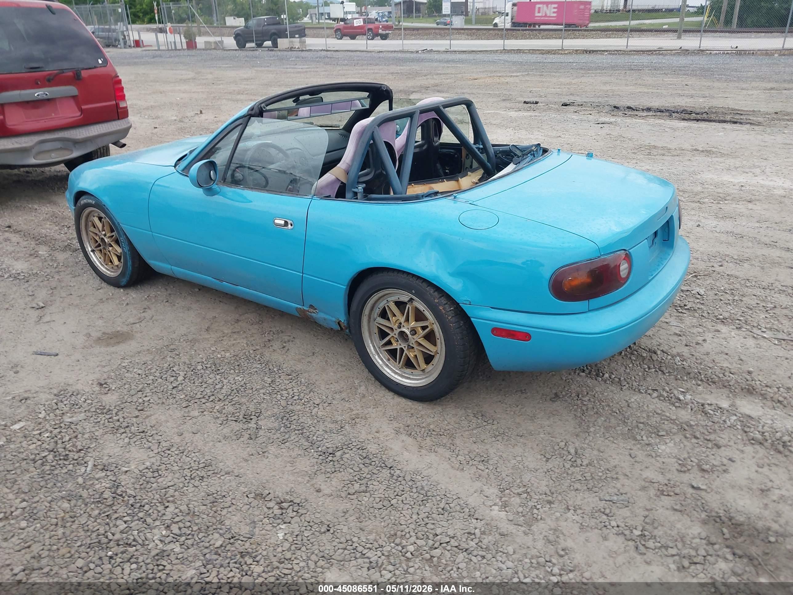 MAZDA MX-5 image 3