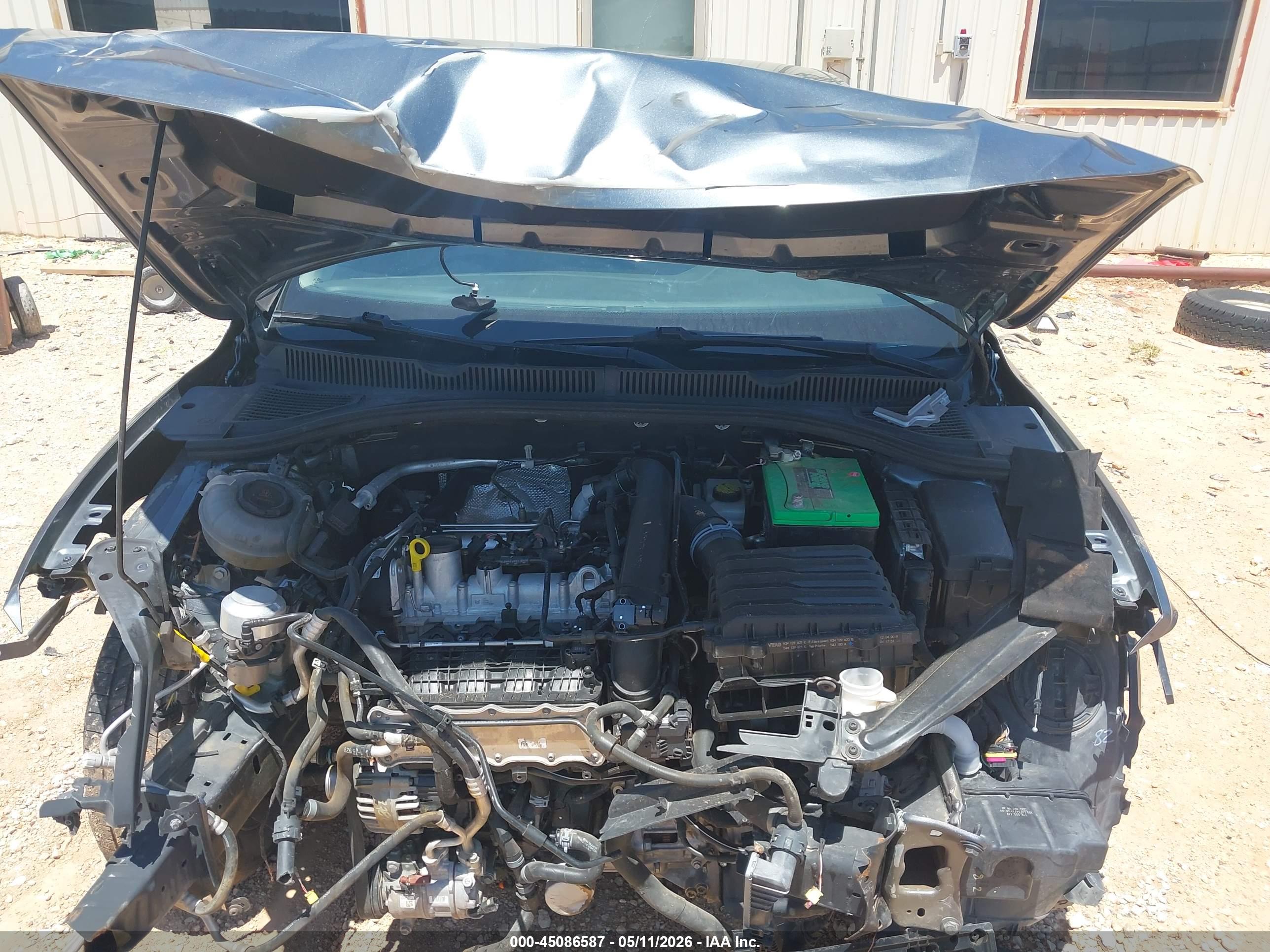 VOLKSWAGEN JETTA image 10