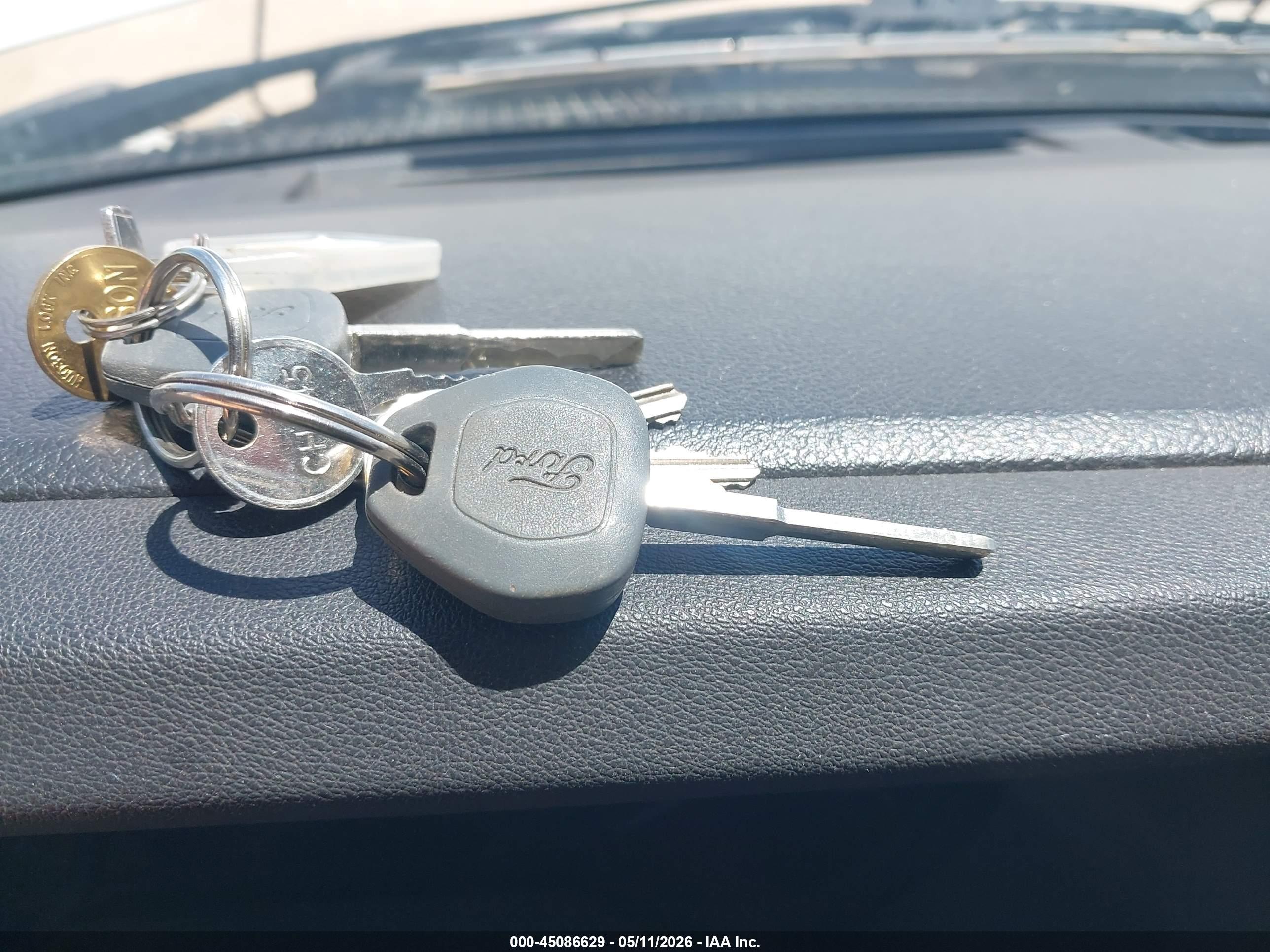 FORD E-350 image 11
