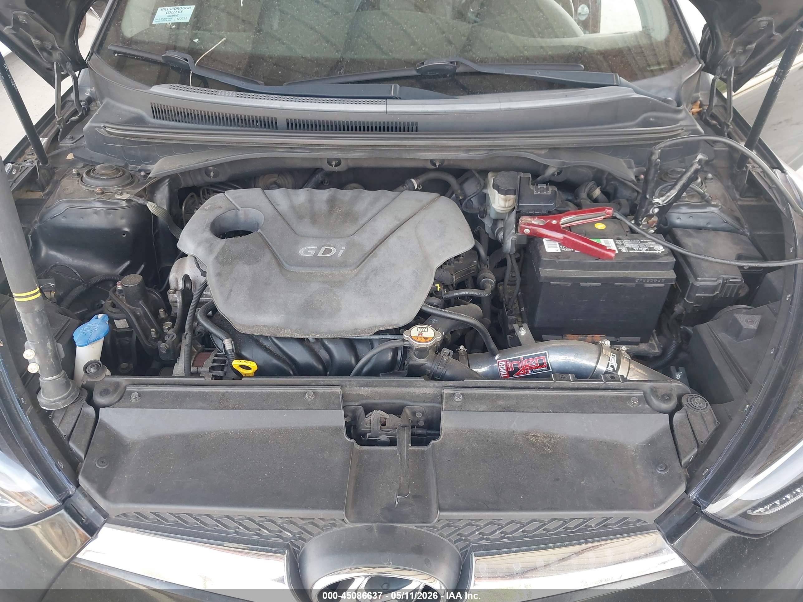 HYUNDAI VELOSTER image 10