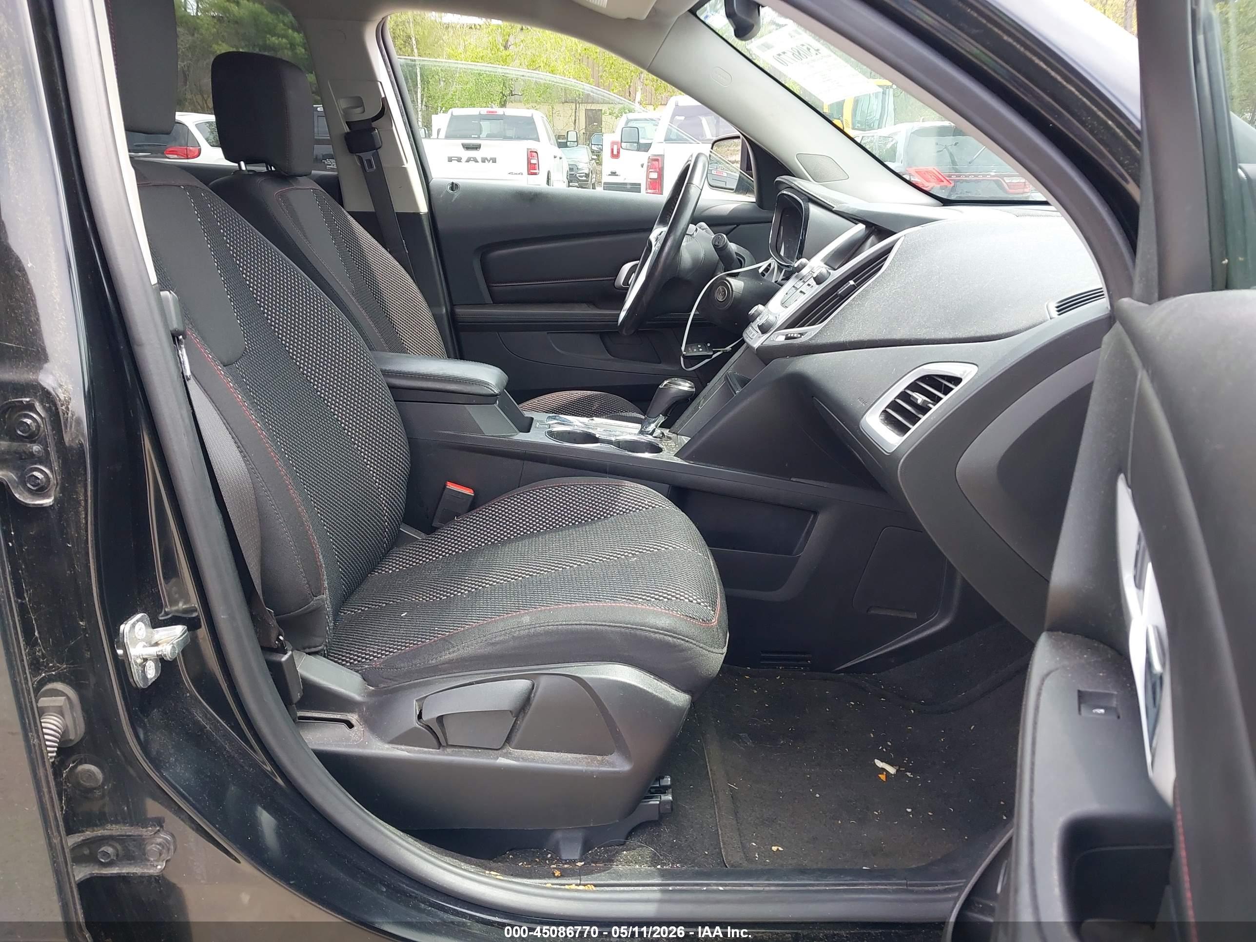 GMC TERRAIN image 5