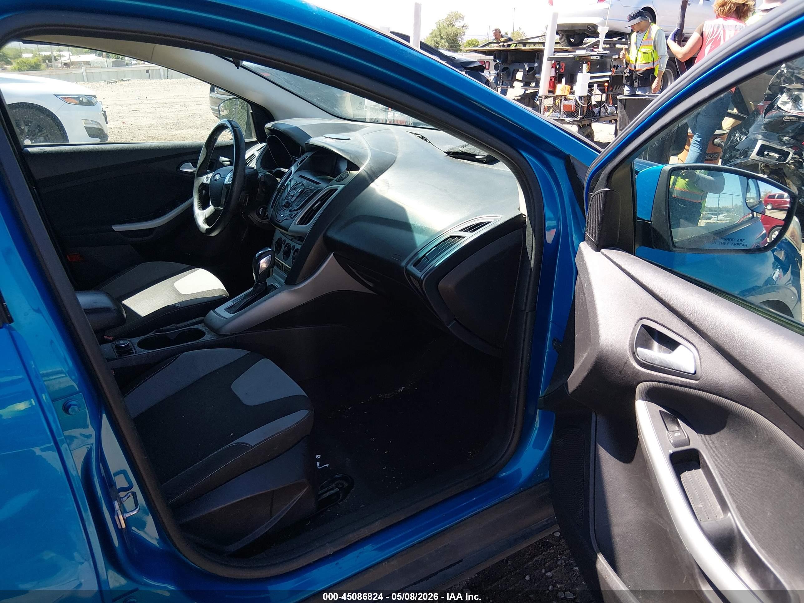 FORD FOCUS image 5