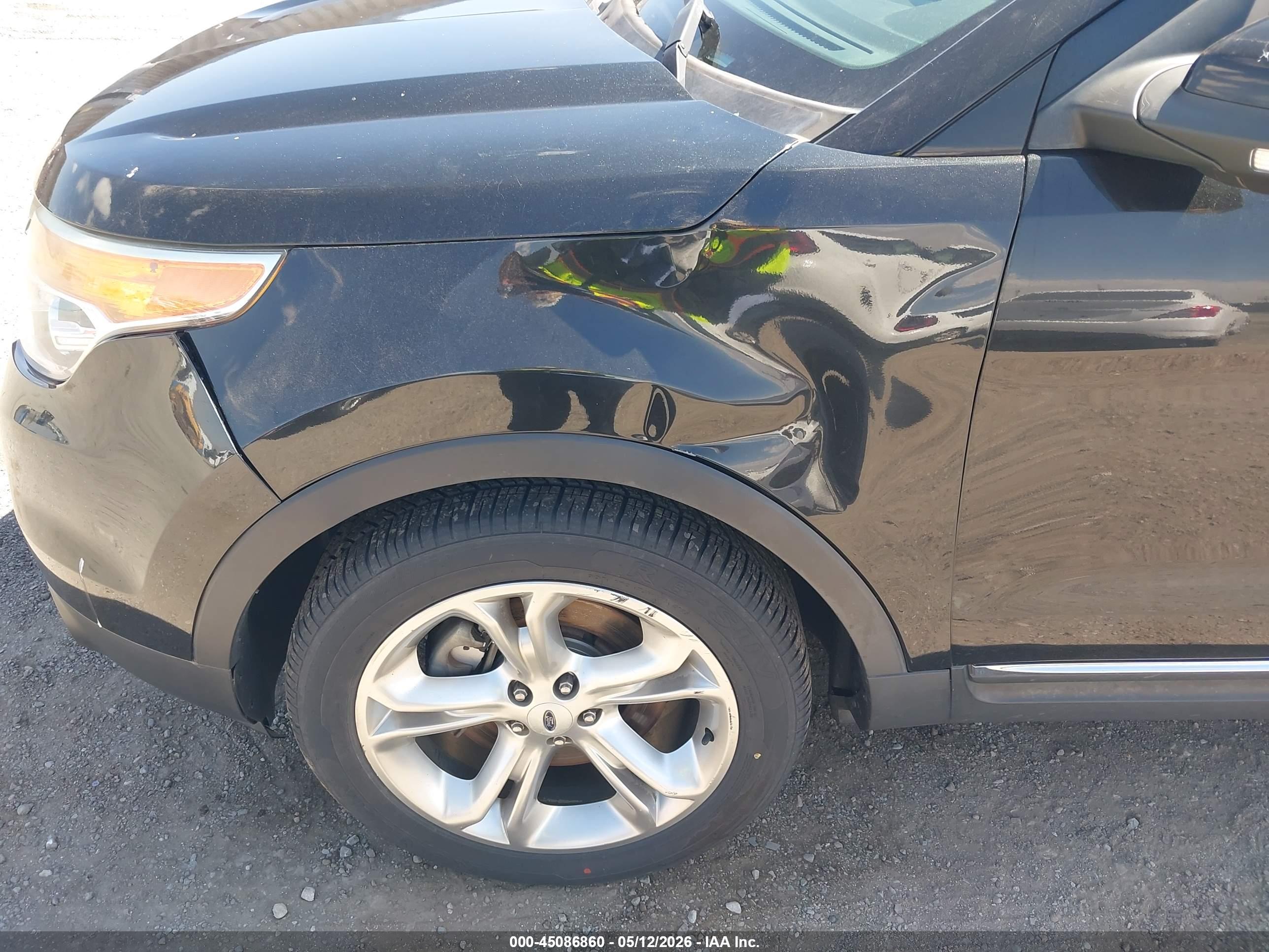 FORD EXPLORER image 6