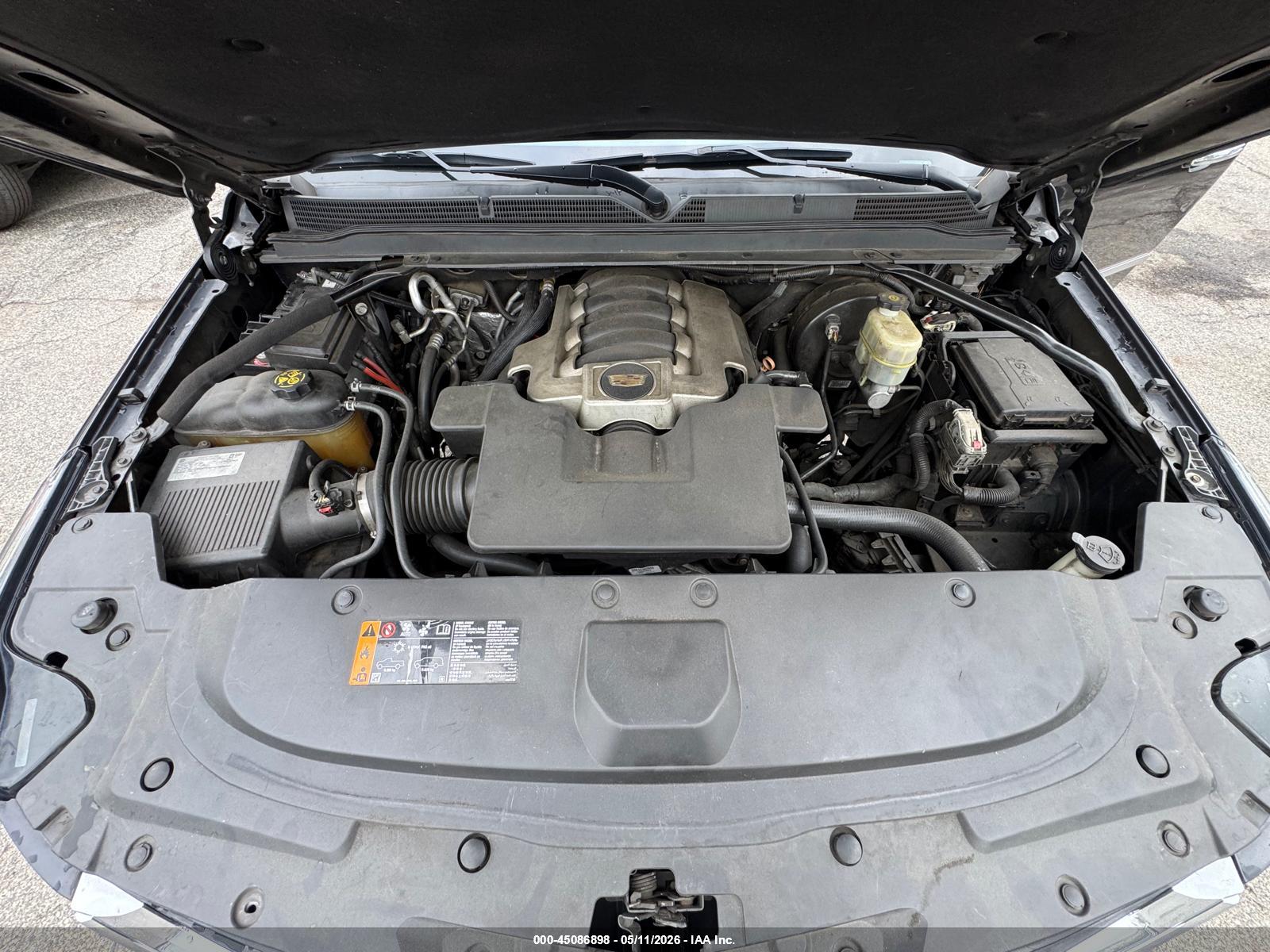 CADILLAC ESCALADE image 10