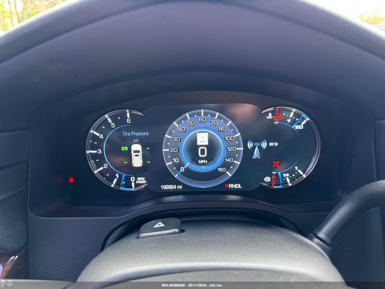 CADILLAC ESCALADE image 7