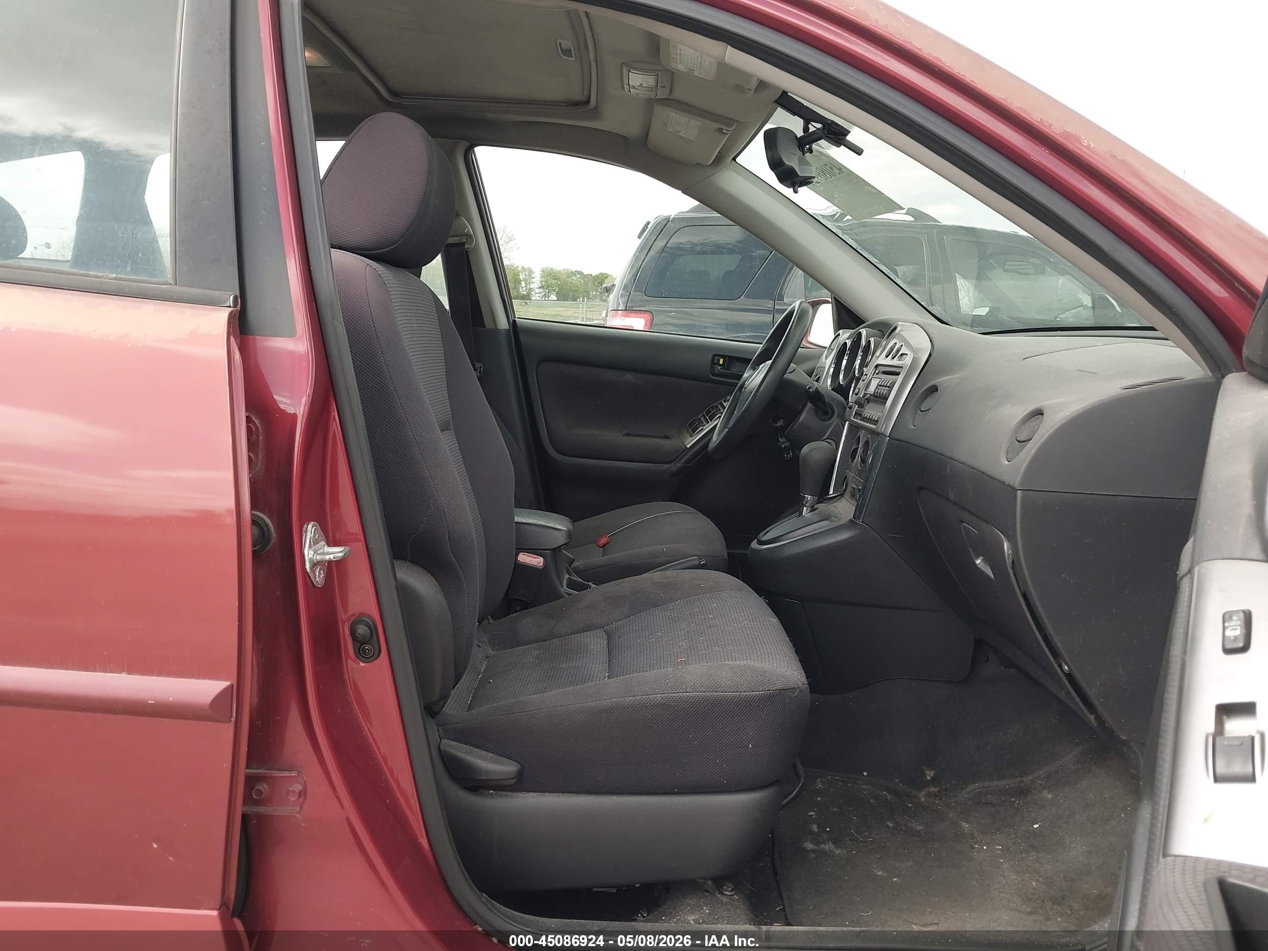 PONTIAC VIBE image 5