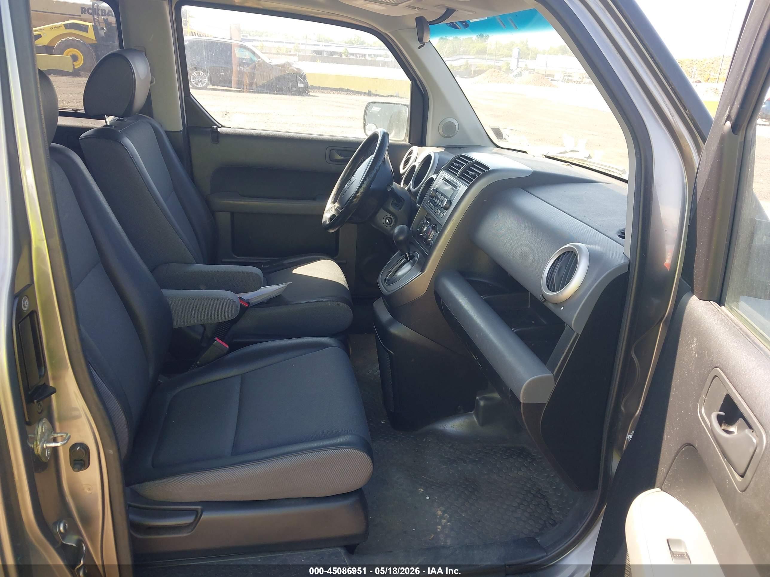 HONDA ELEMENT image 5