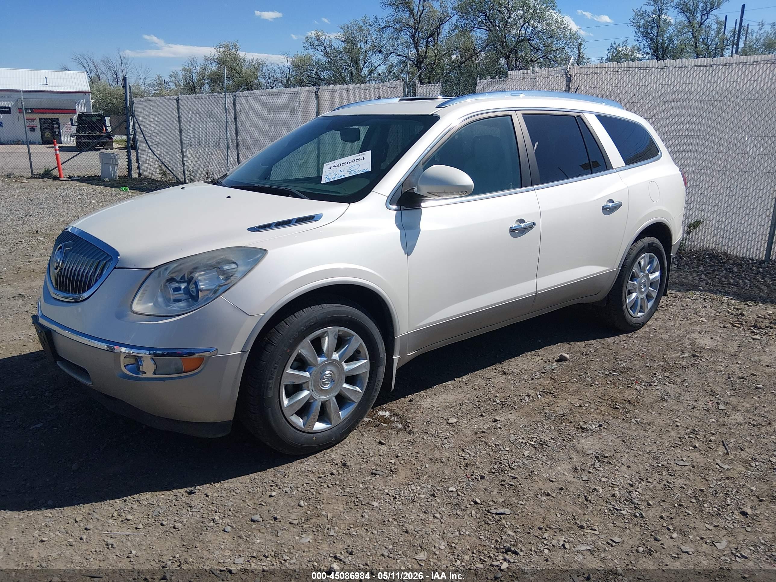 BUICK ENCLAVE image 2