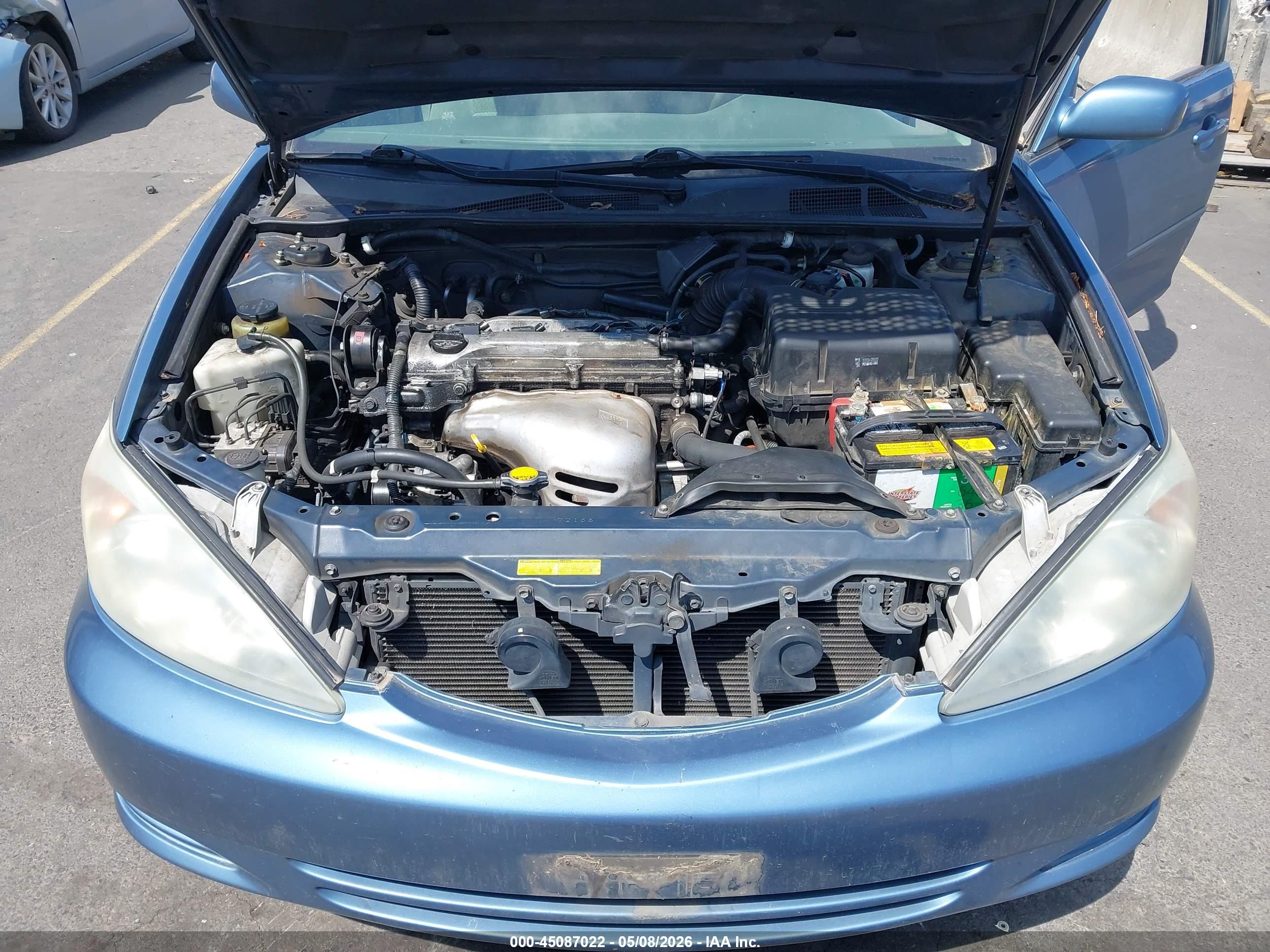 TOYOTA CAMRY image 10
