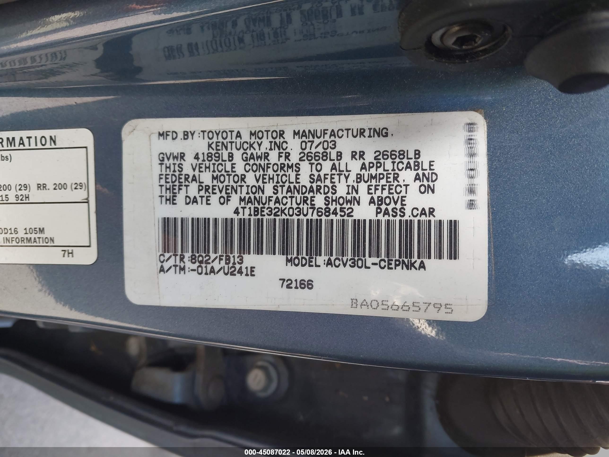 TOYOTA CAMRY image 9
