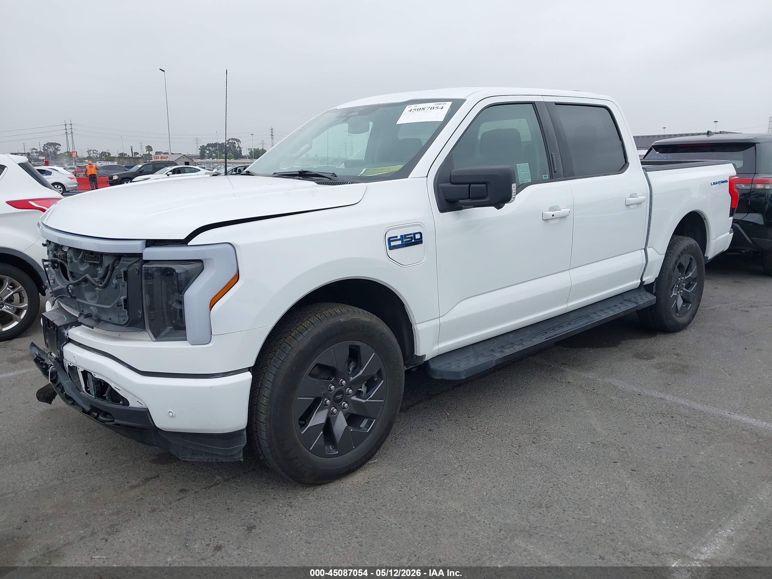 FORD F-150 image 2