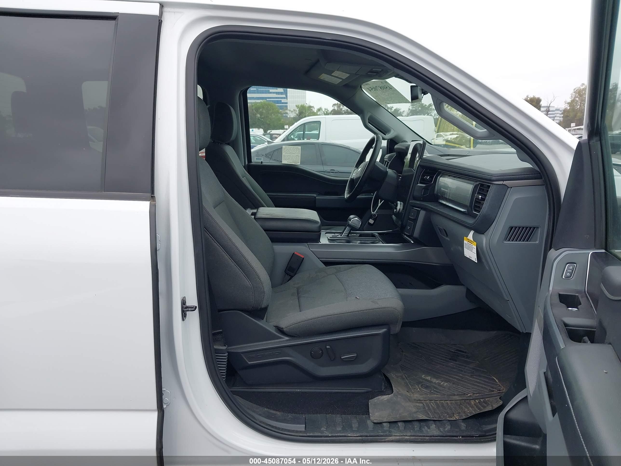 FORD F-150 image 5