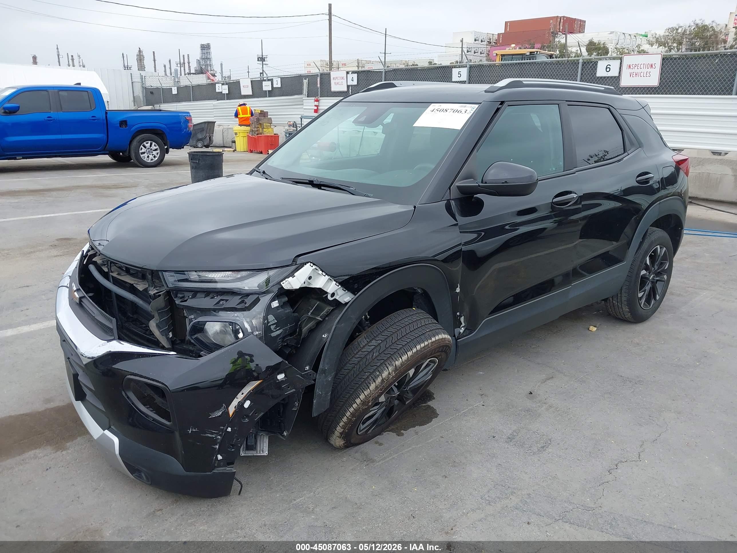 CHEVROLET TRAILBLAZER image 2