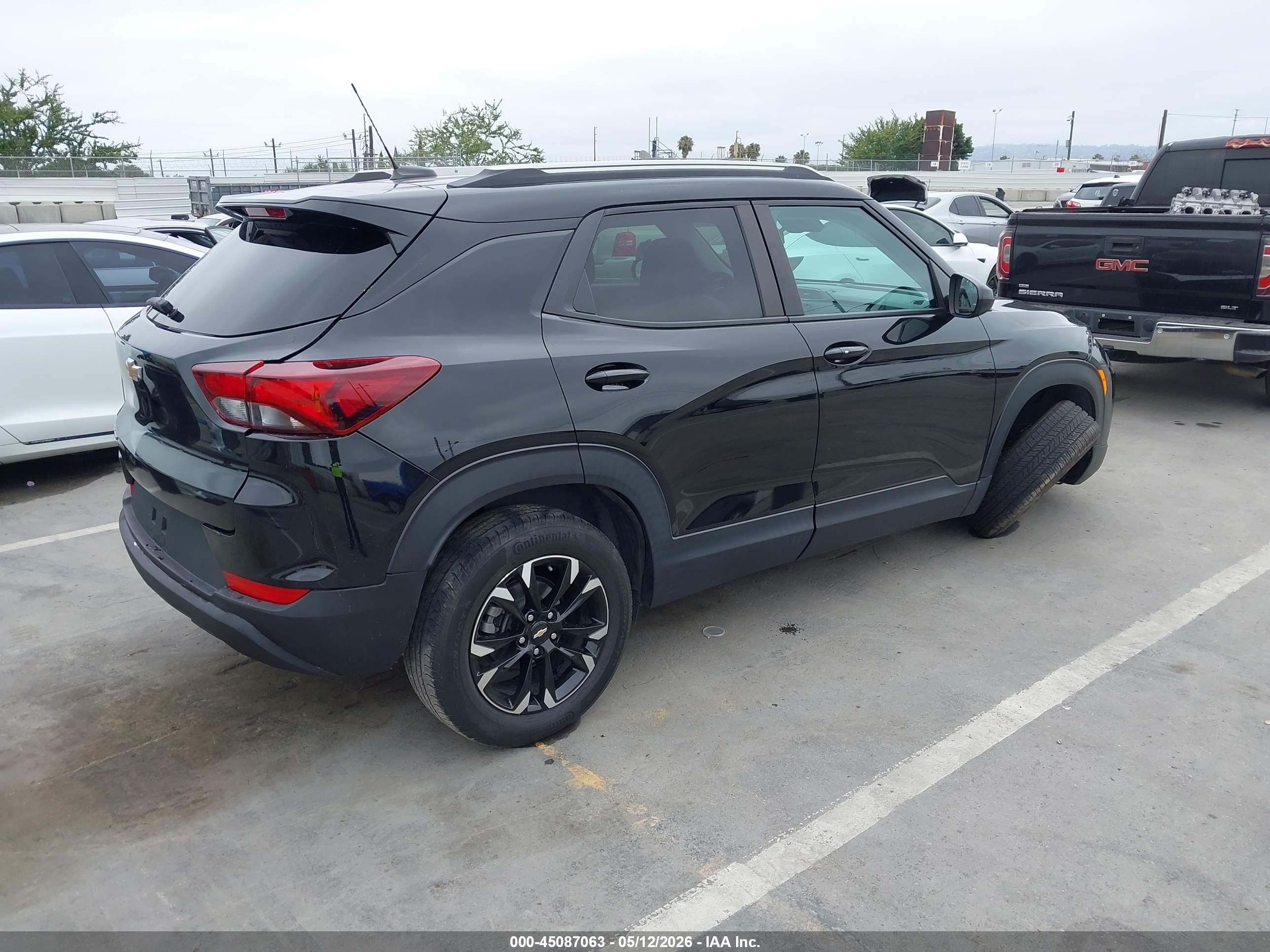 CHEVROLET TRAILBLAZER image 4