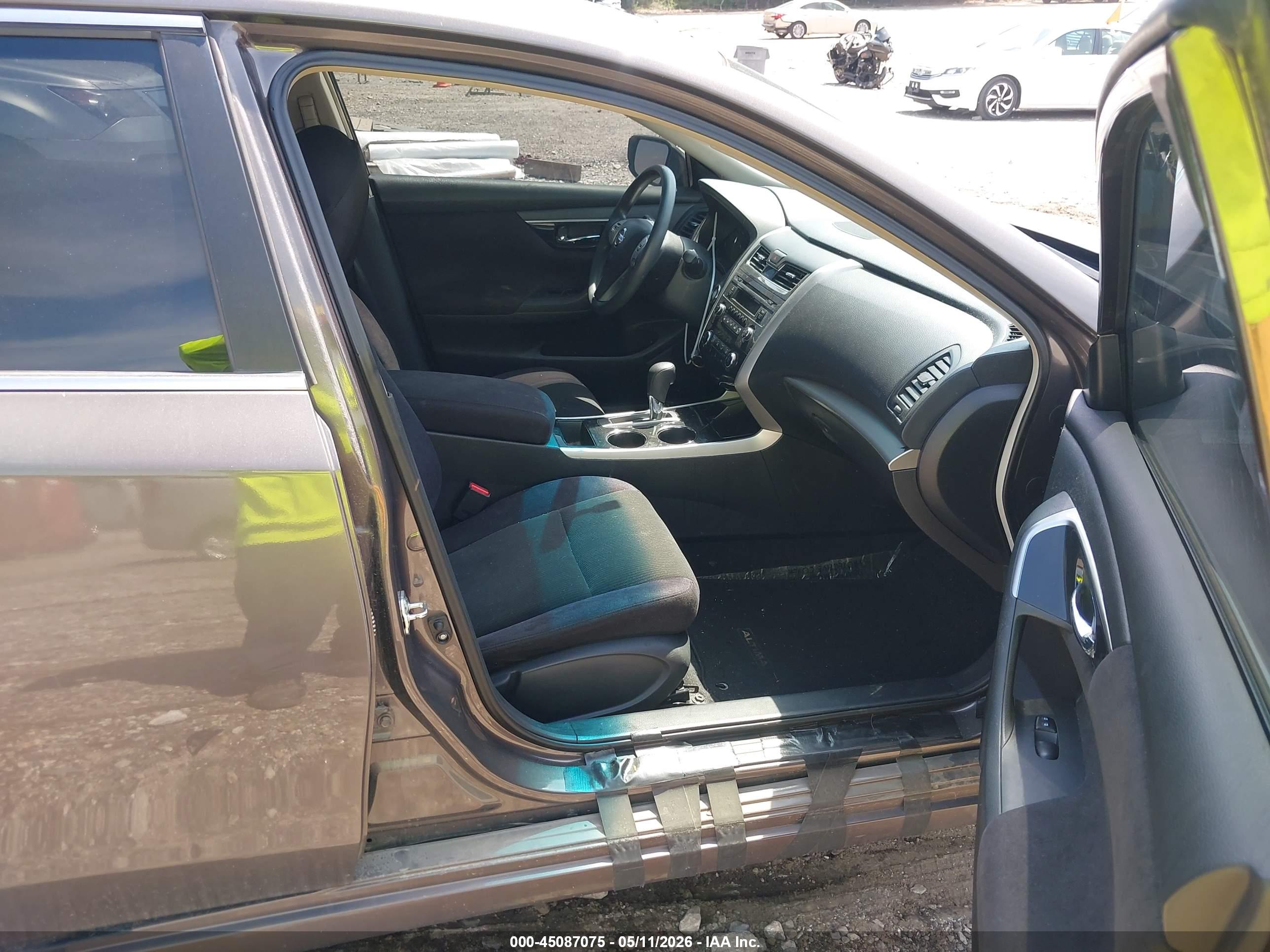 NISSAN ALTIMA image 5