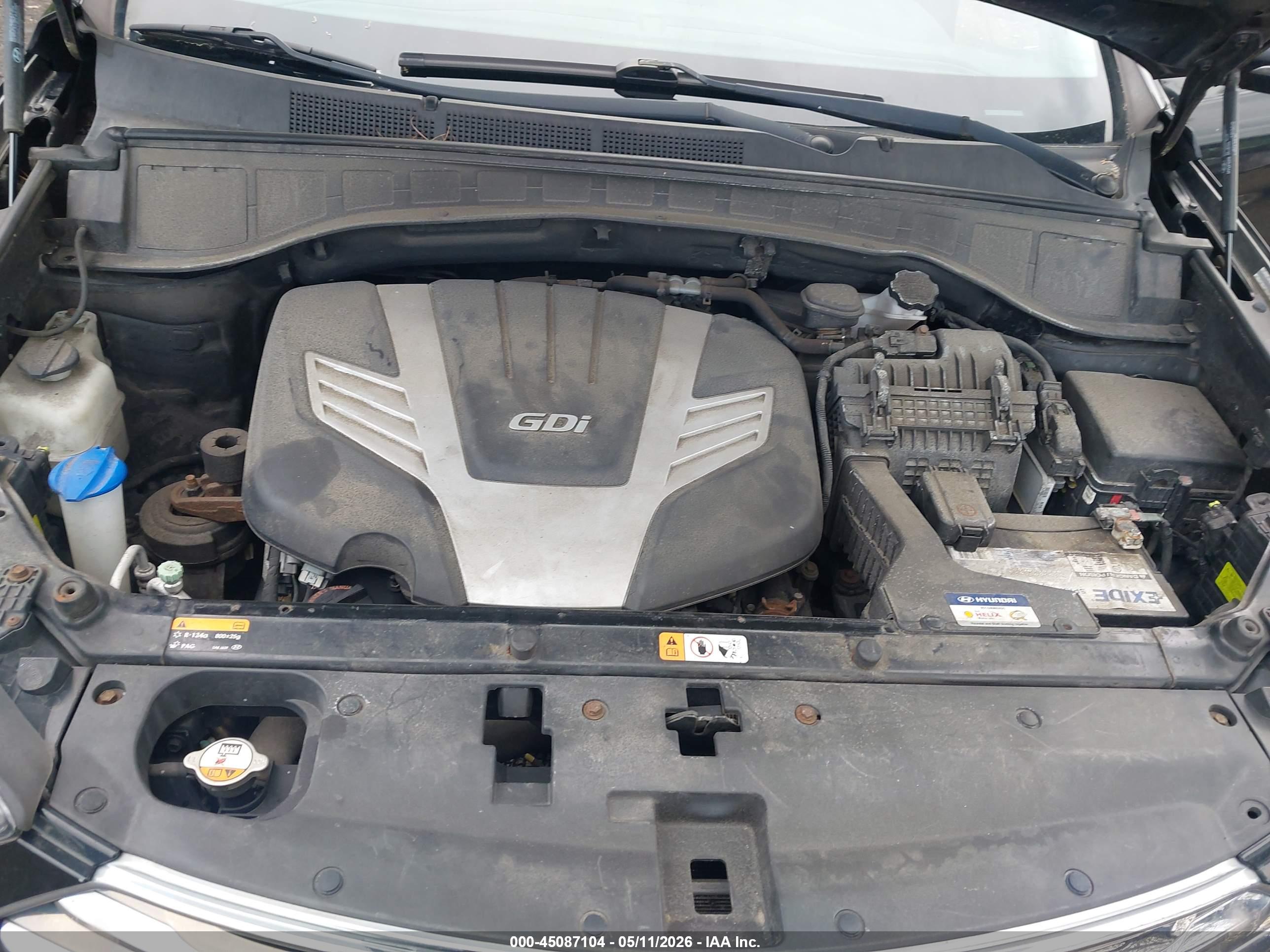 HYUNDAI SANTA image 10