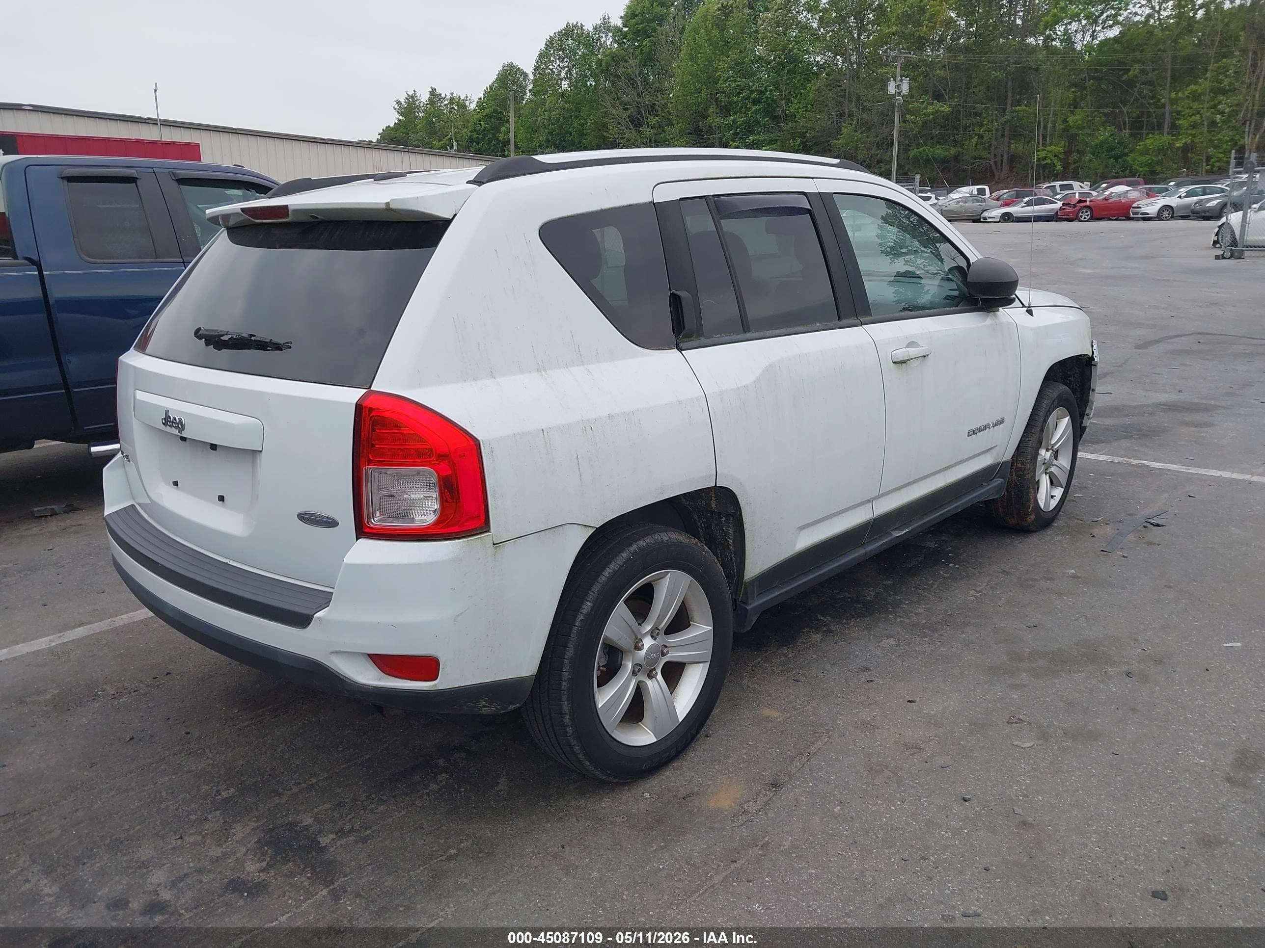 JEEP COMPASS image 4