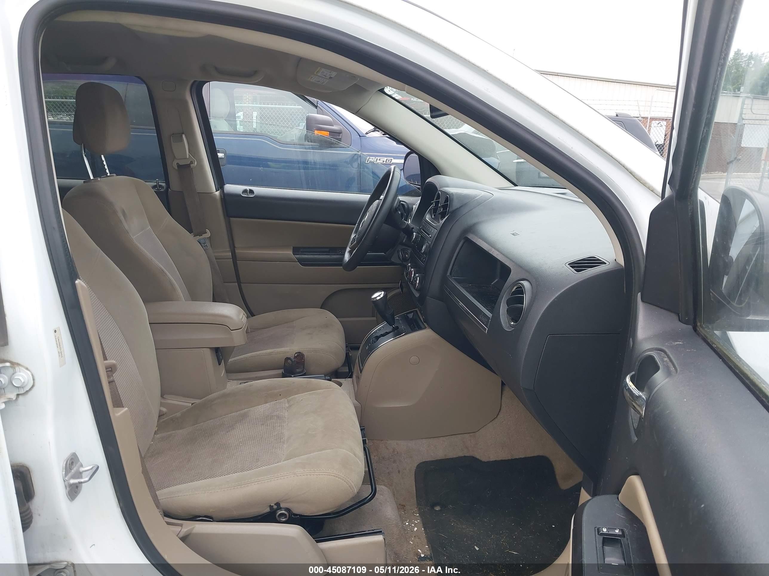 JEEP COMPASS image 5
