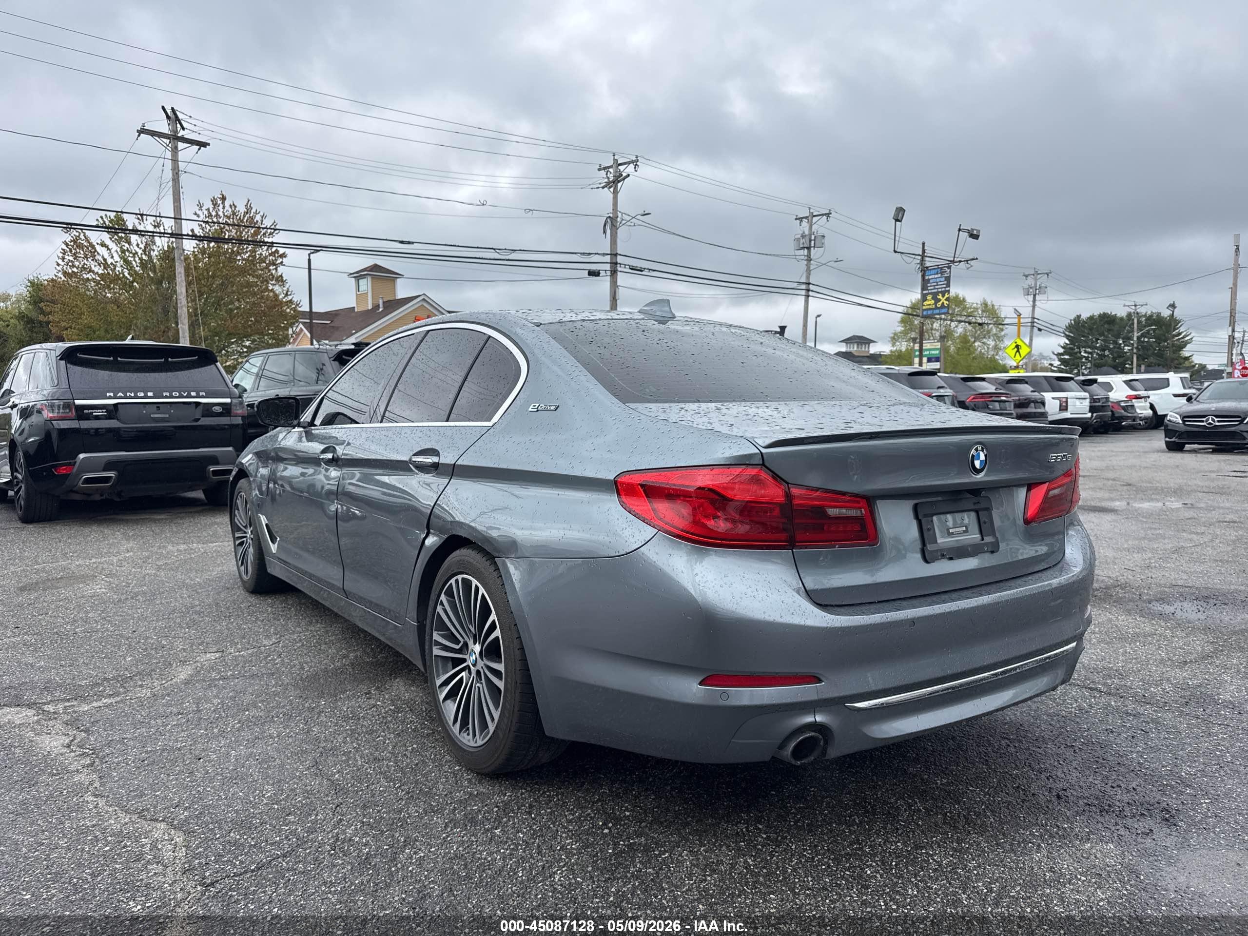 BMW 530E image 3