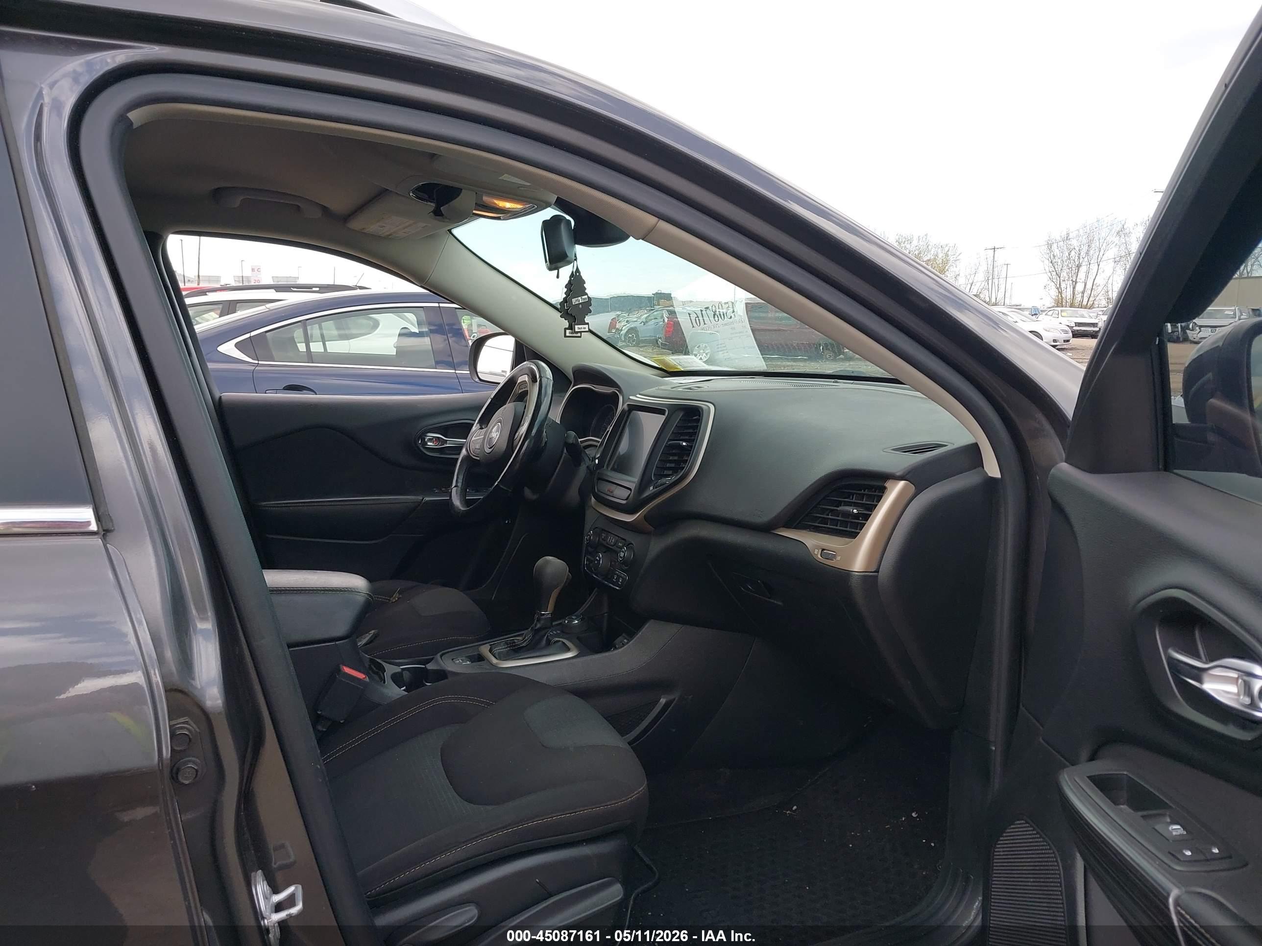 JEEP CHEROKEE image 5