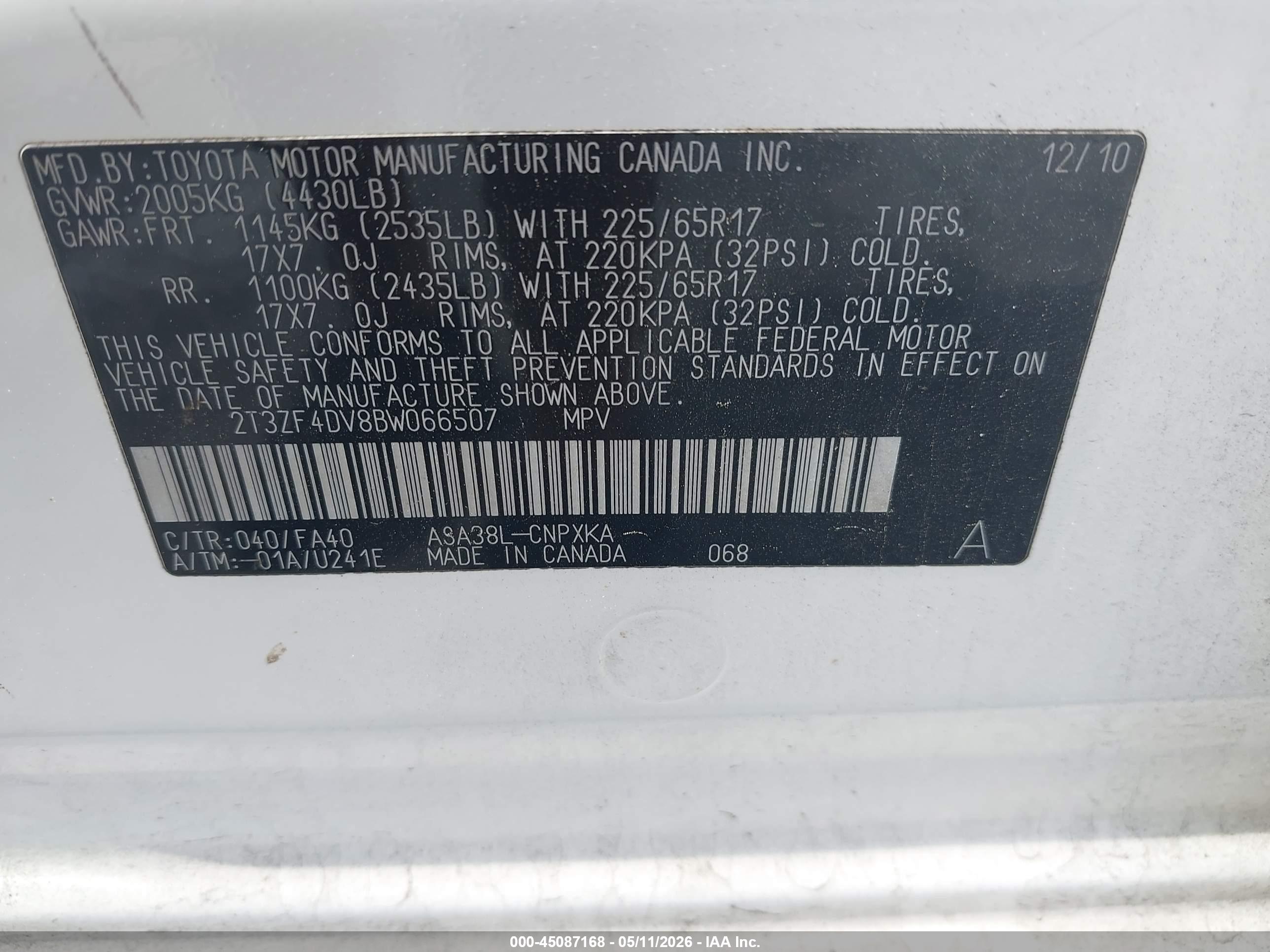 TOYOTA RAV4 image 9