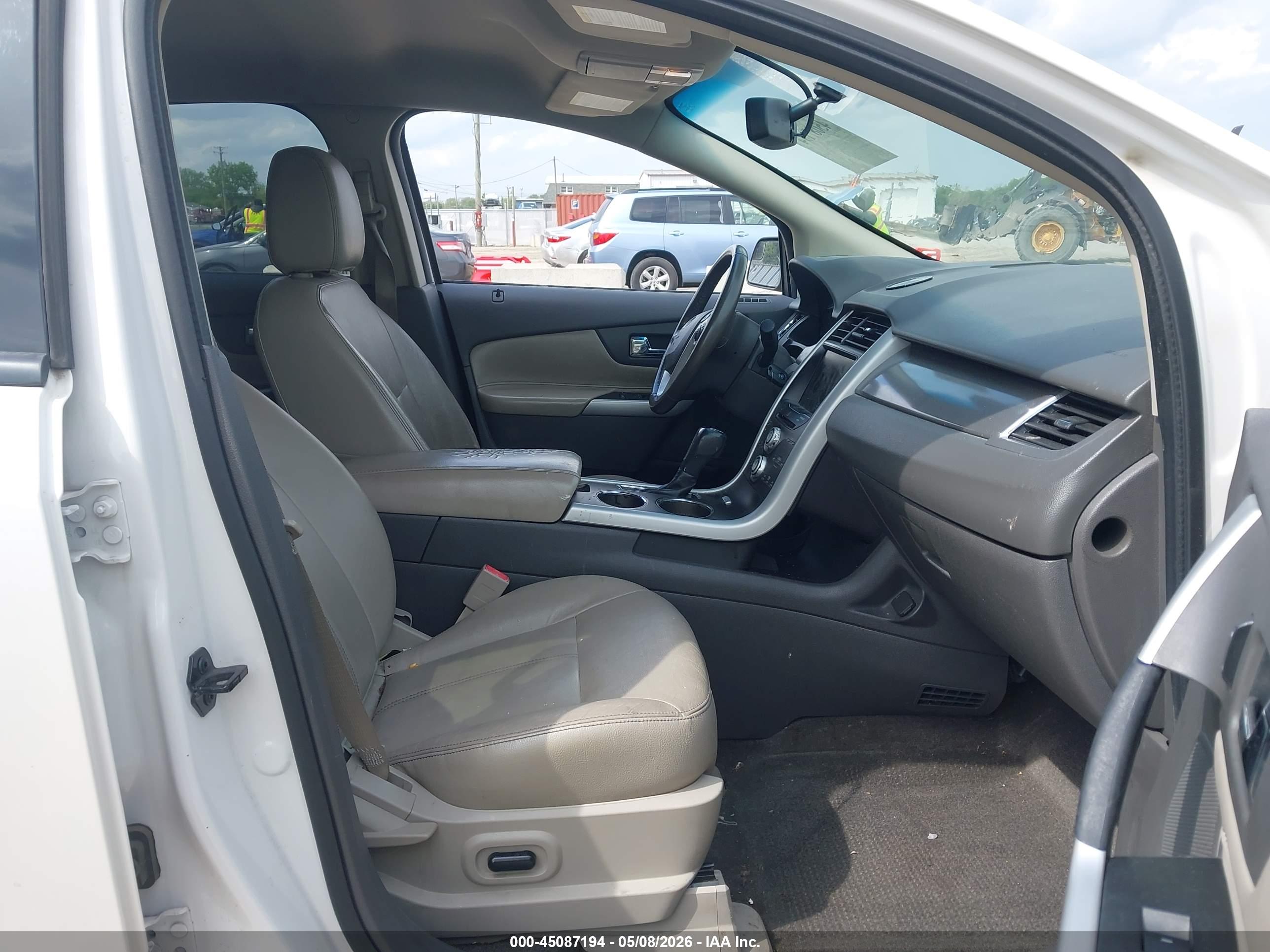 FORD EDGE image 5