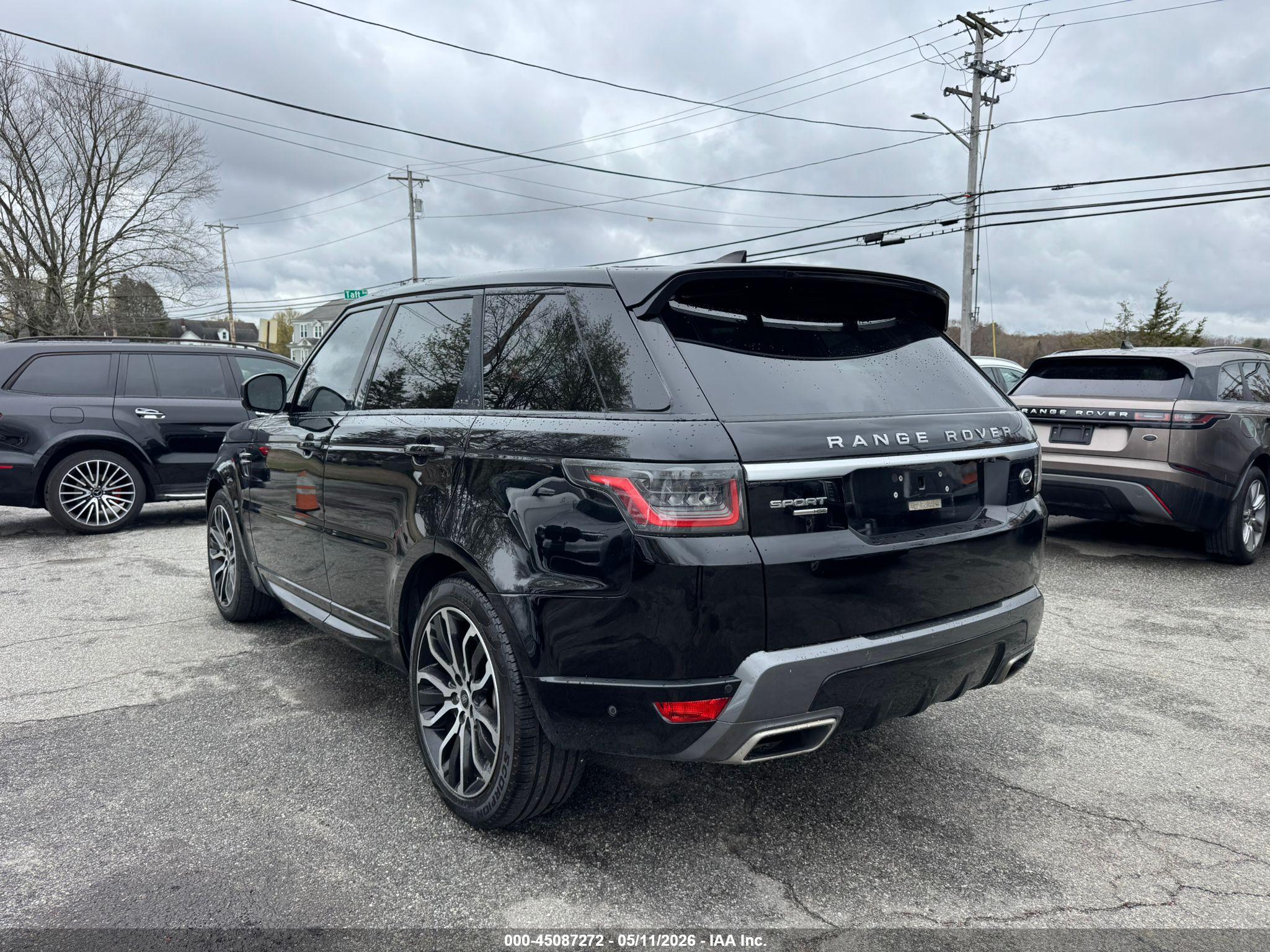 LAND ROVER image 3