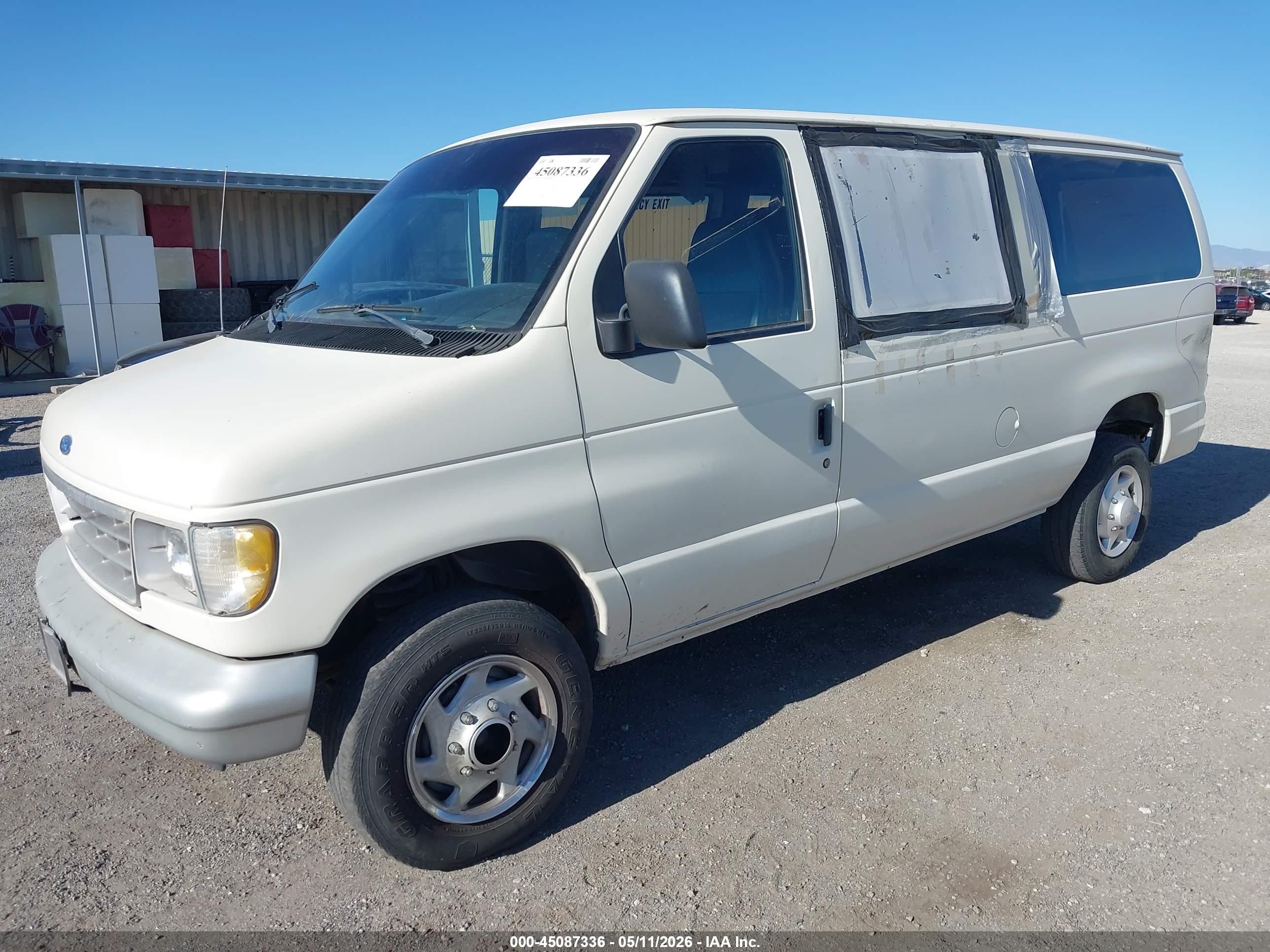 FORD ECONOLINE image 2