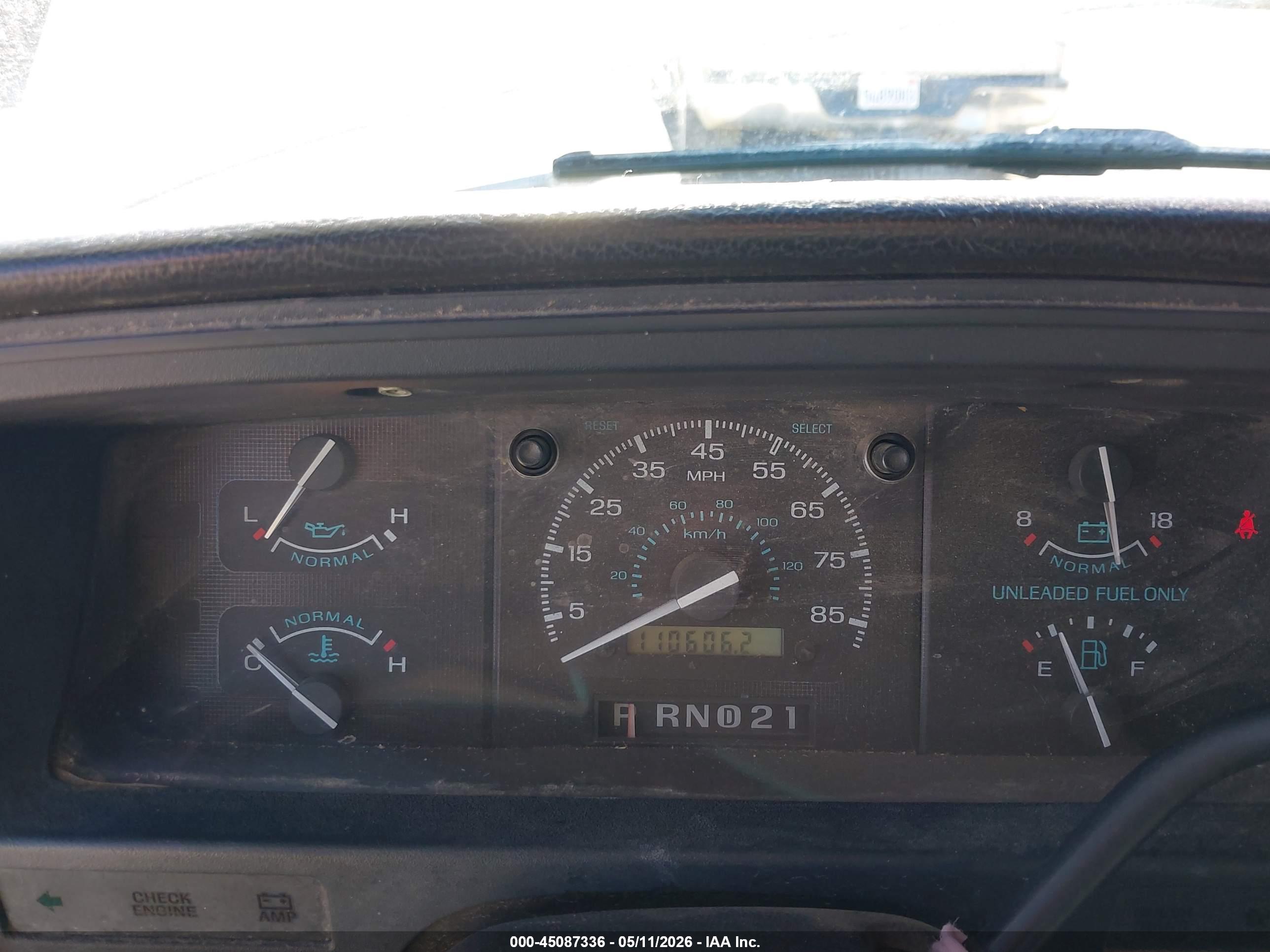 FORD ECONOLINE image 7