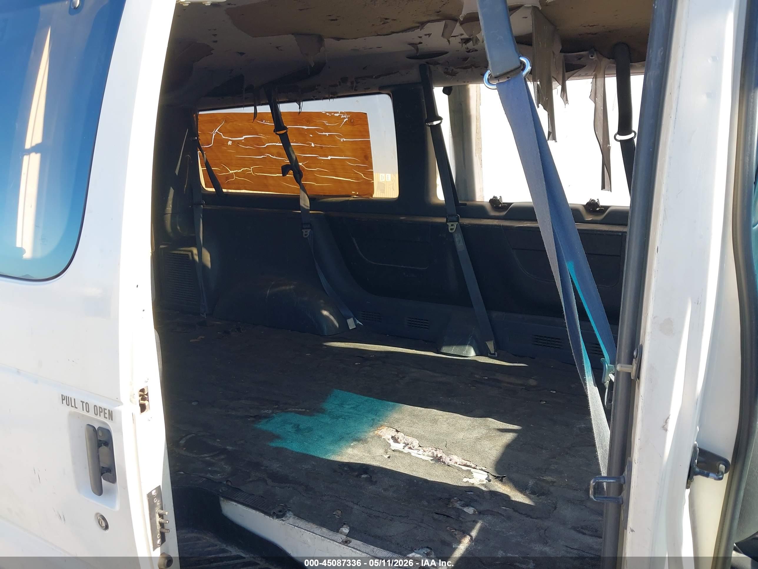 FORD ECONOLINE image 8