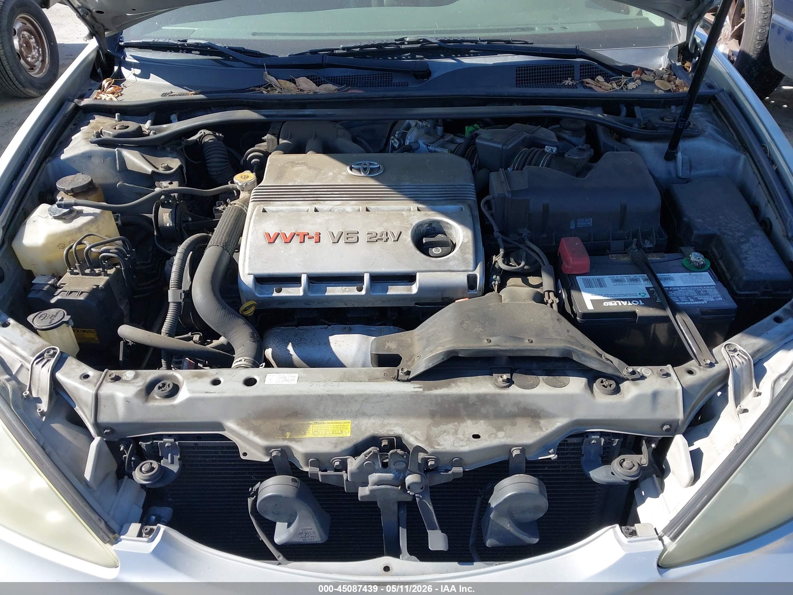 TOYOTA CAMRY image 10