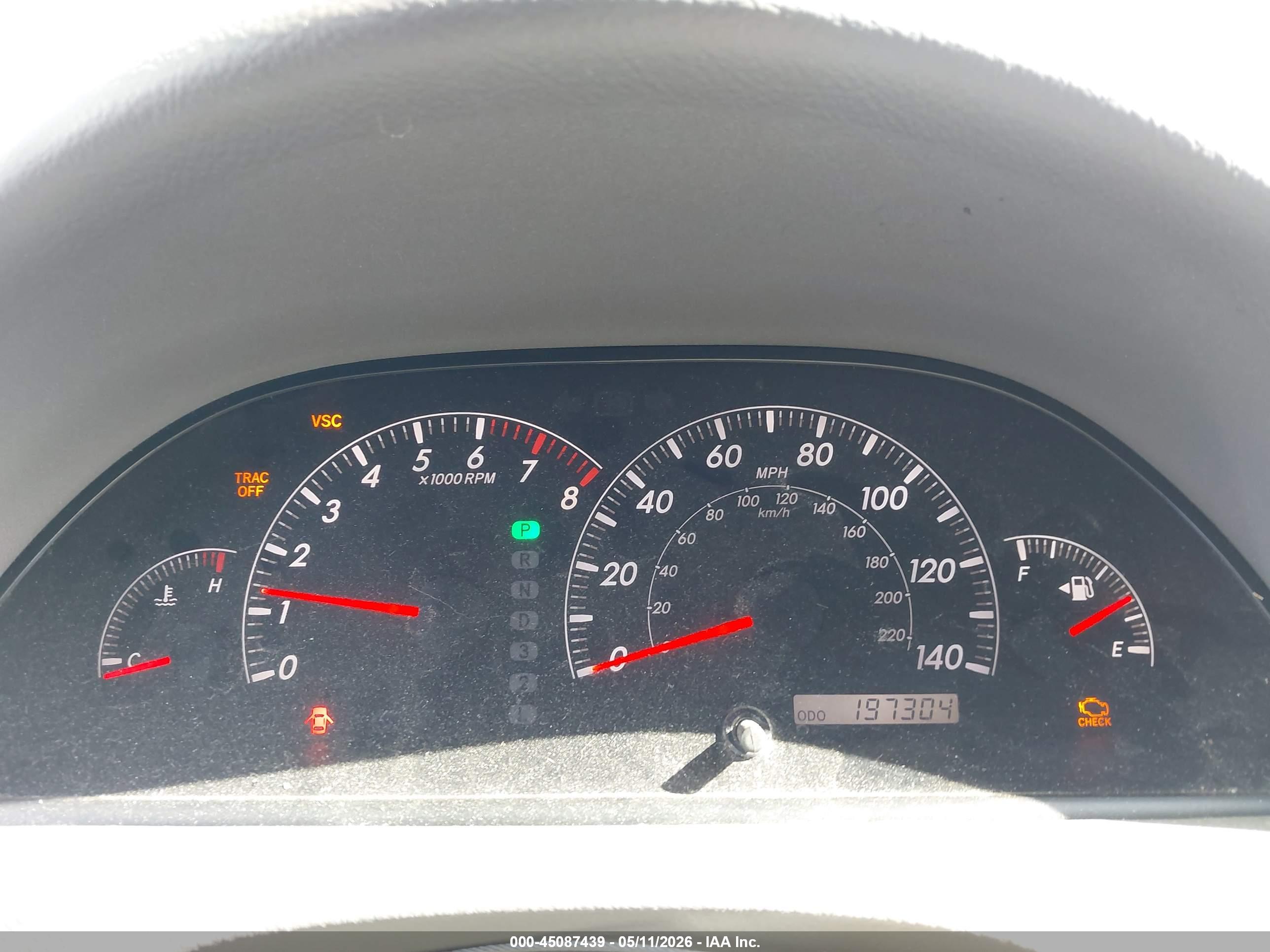 TOYOTA CAMRY image 7