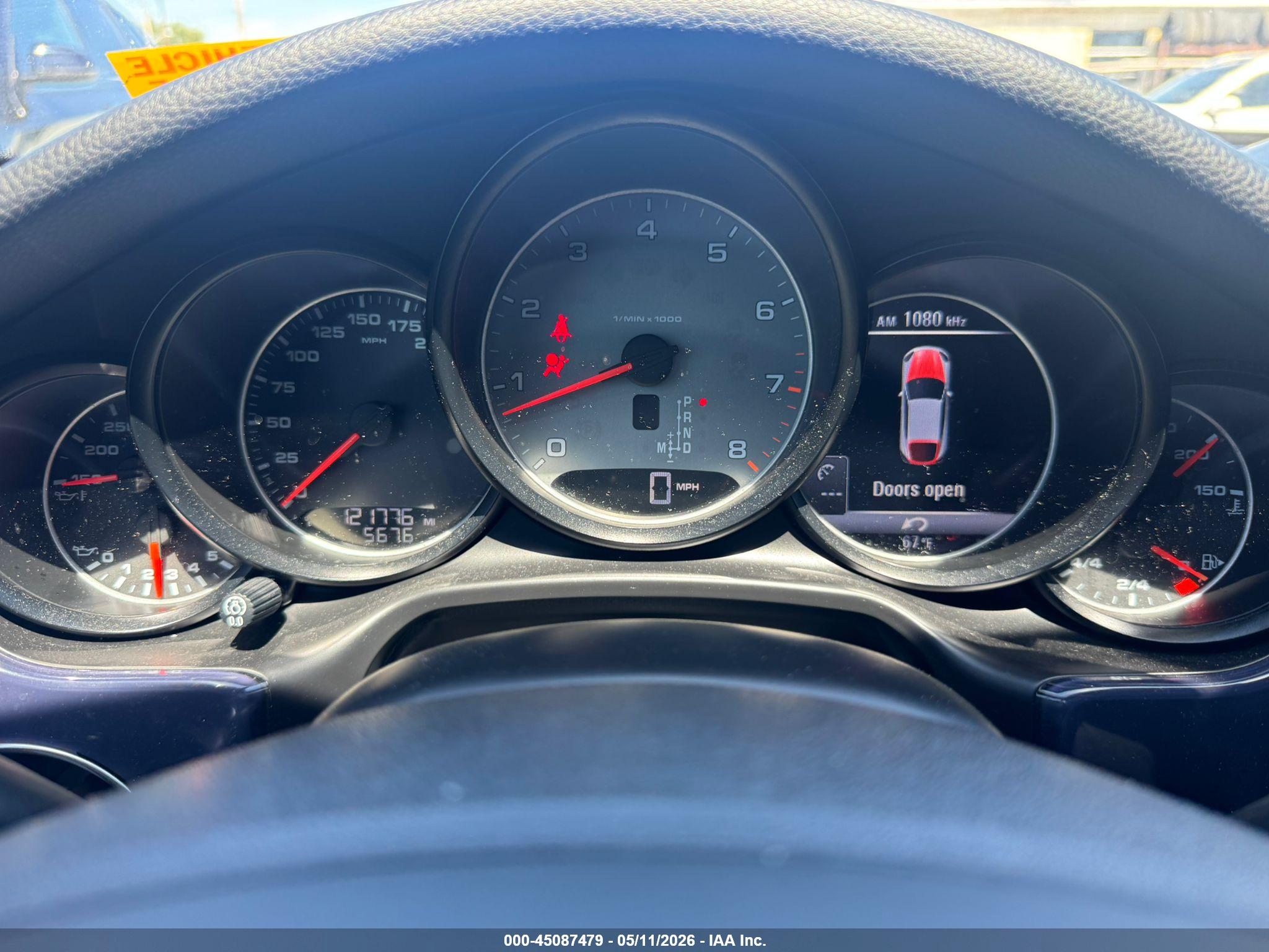 PORSCHE PANAMERA image 7
