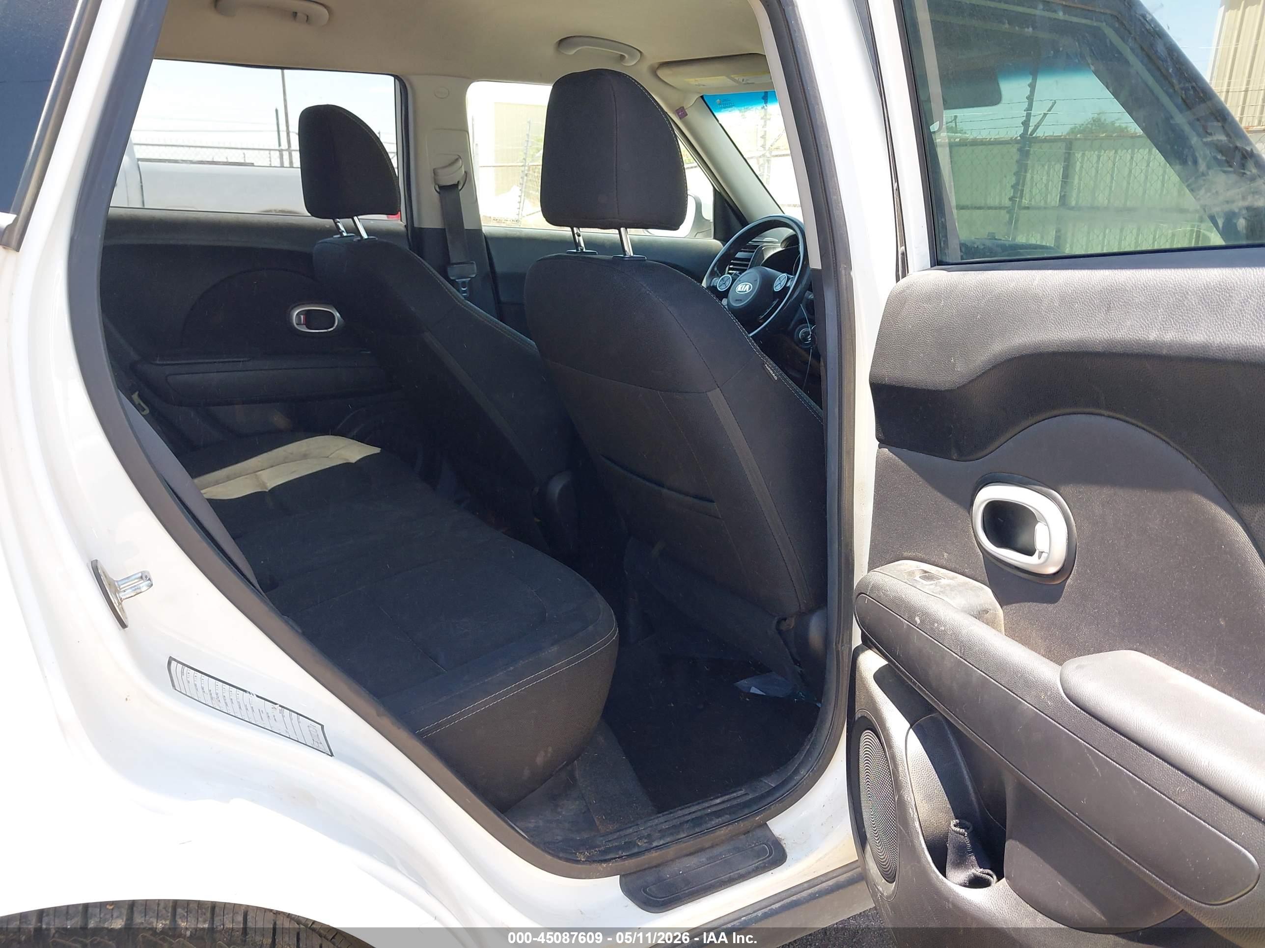 KIA SOUL image 8