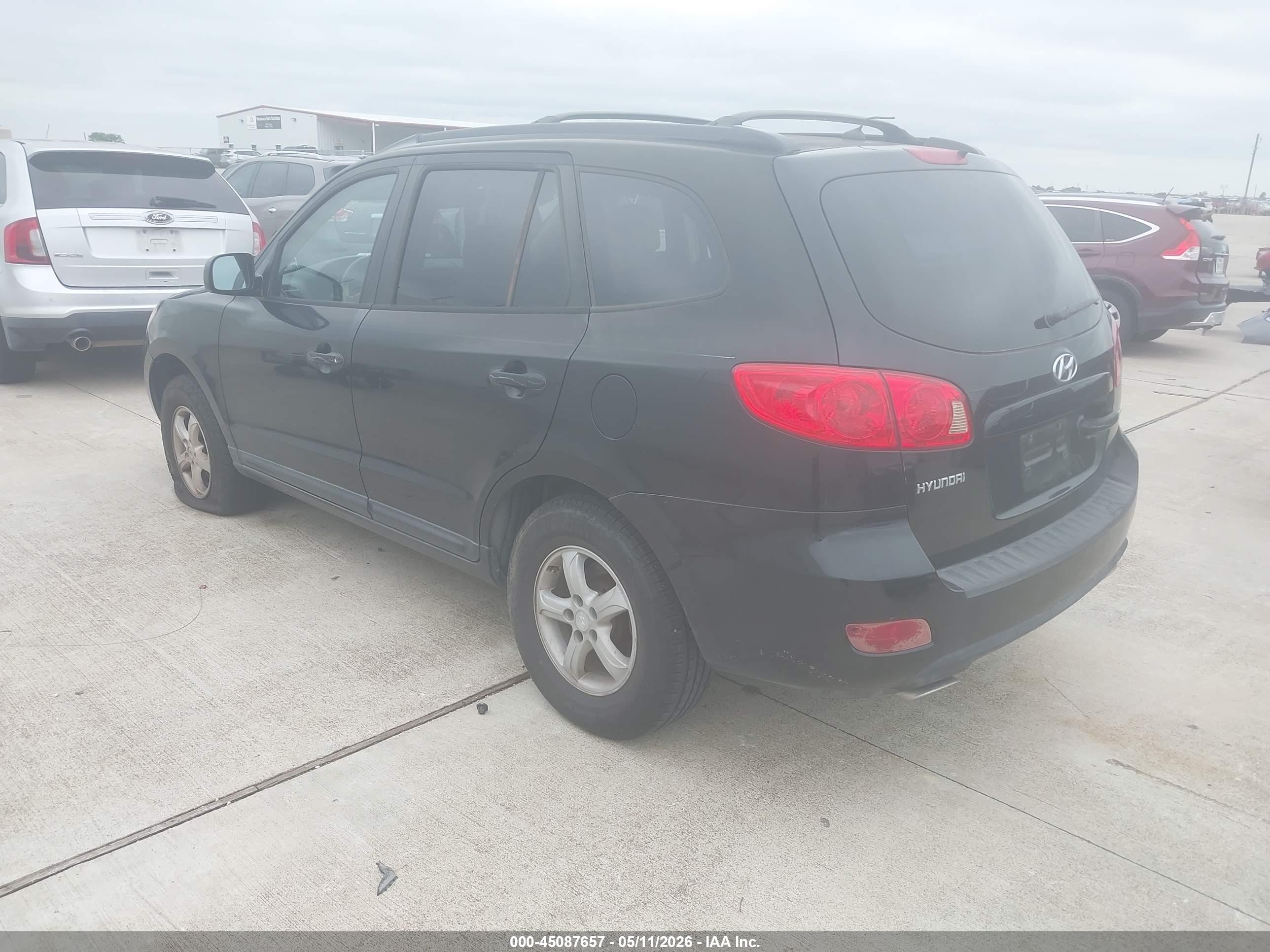 HYUNDAI SANTA image 3