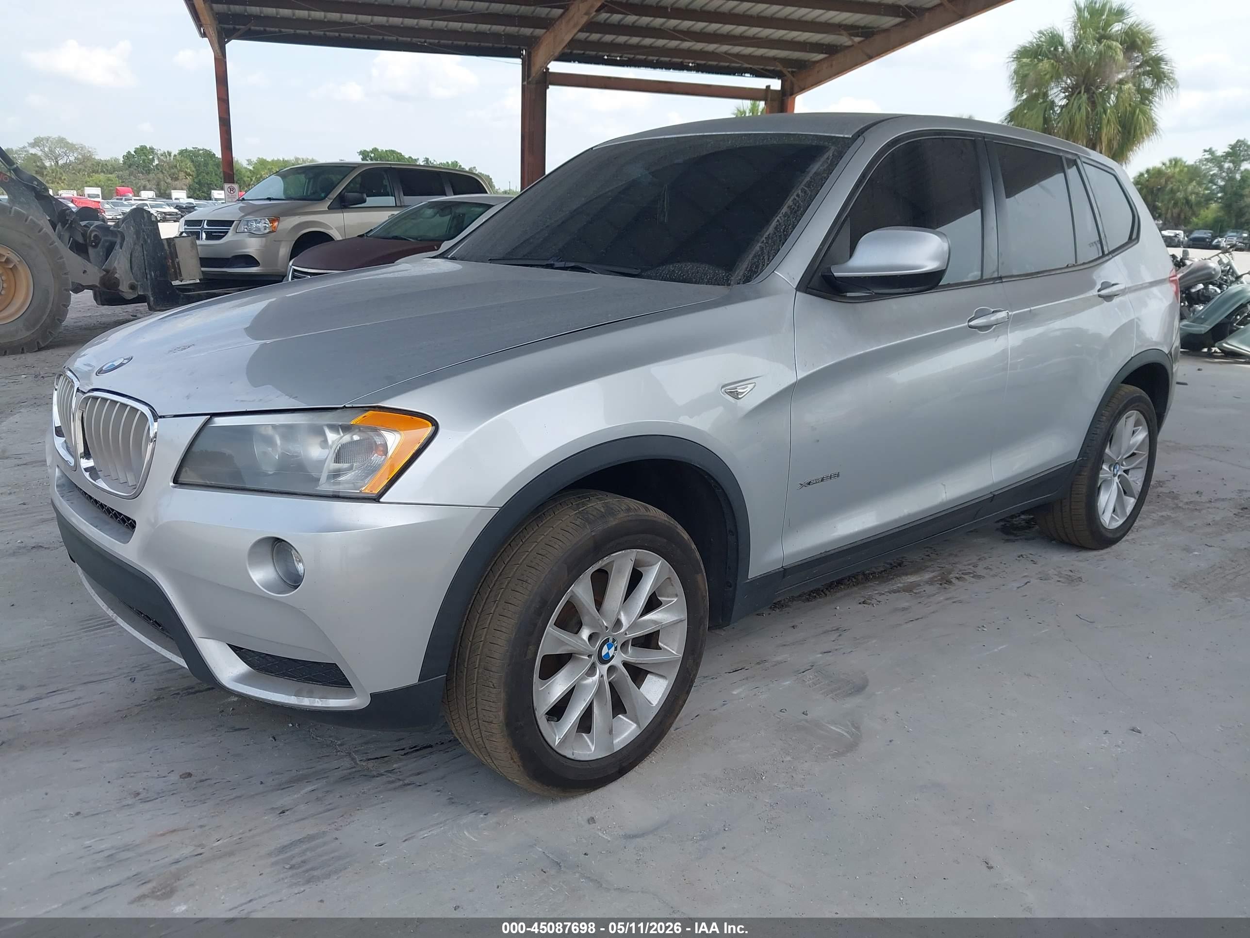 BMW X3 image 2