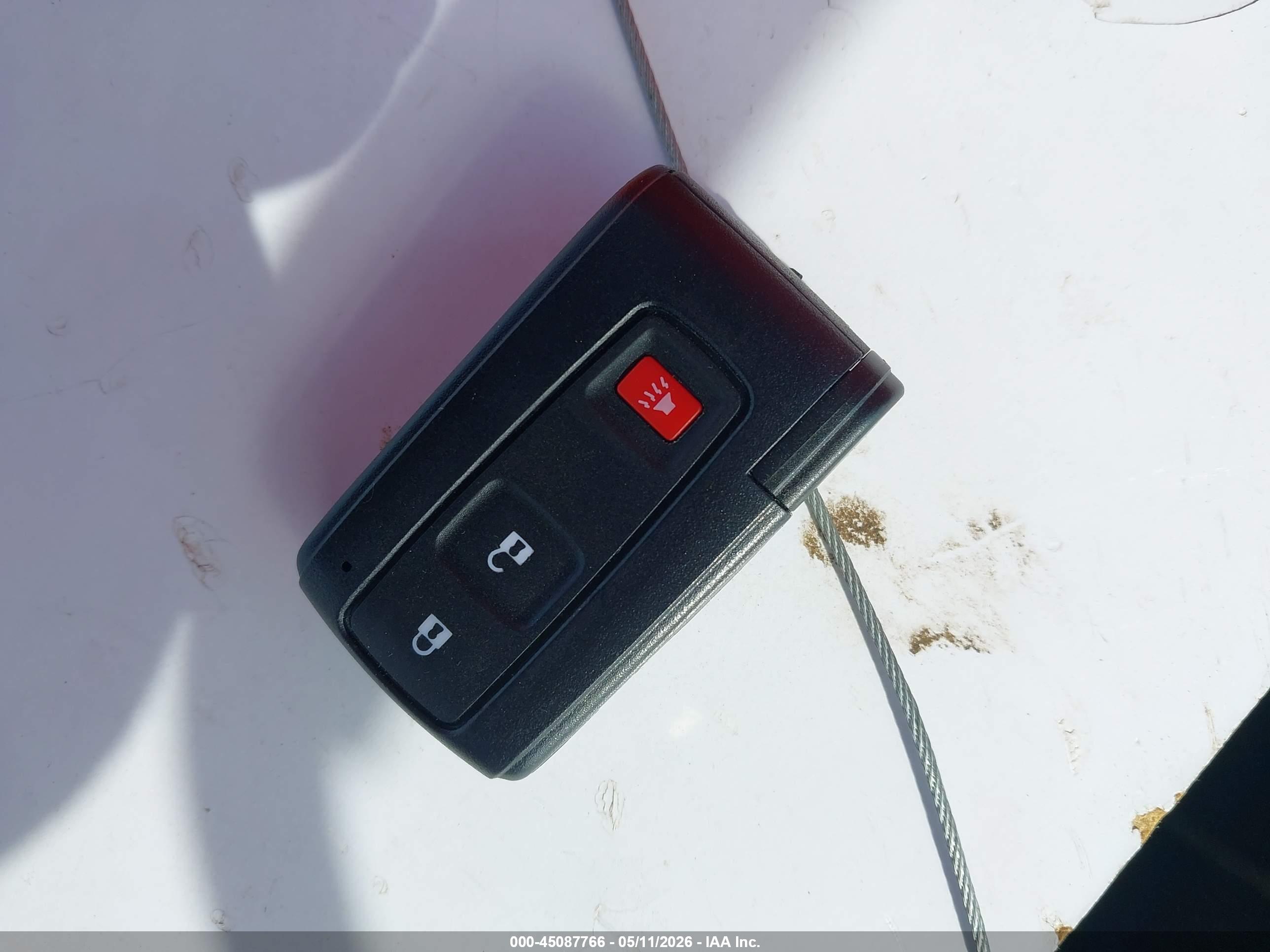 TOYOTA PRIUS image 11