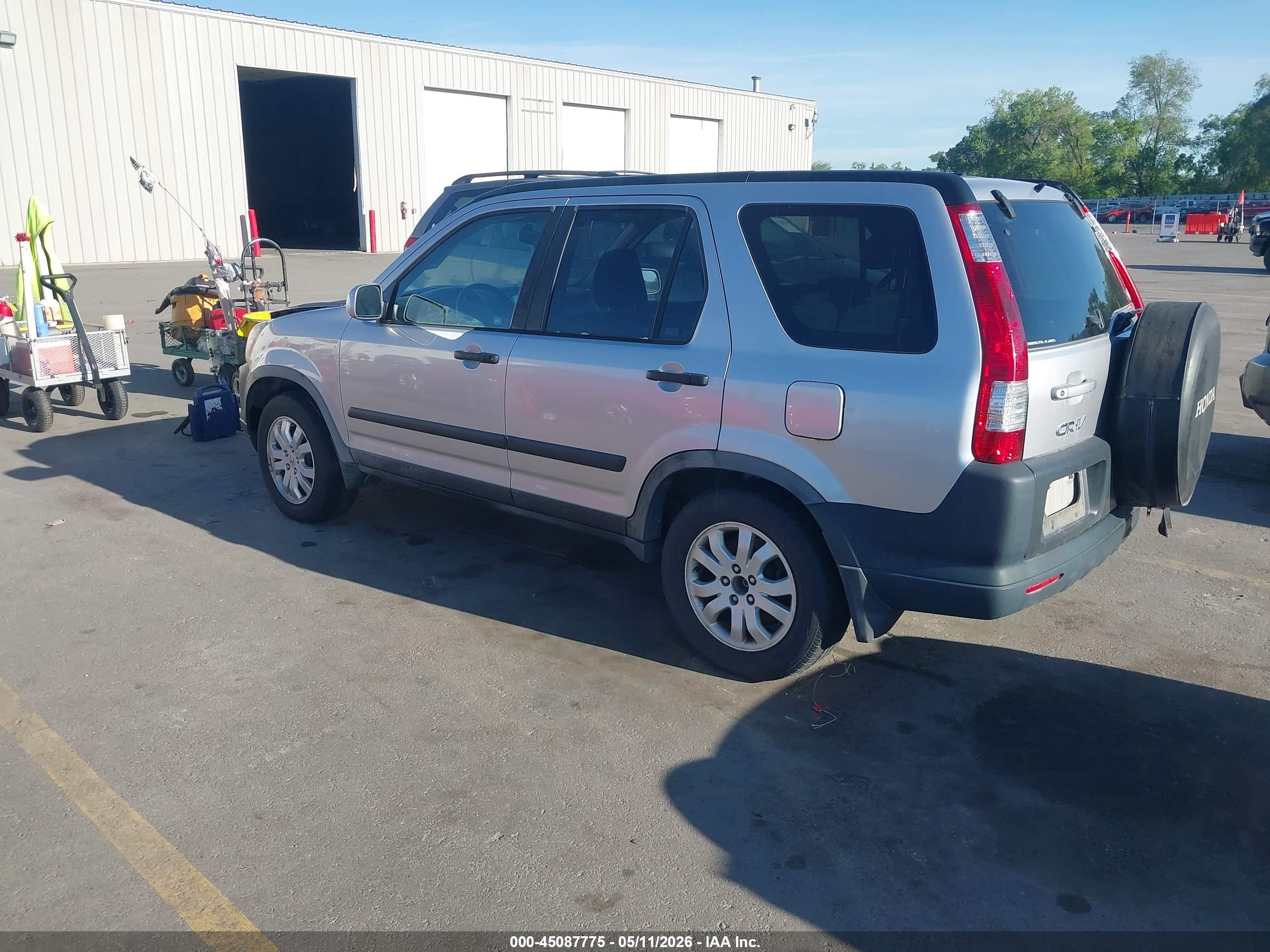 HONDA CR-V image 3