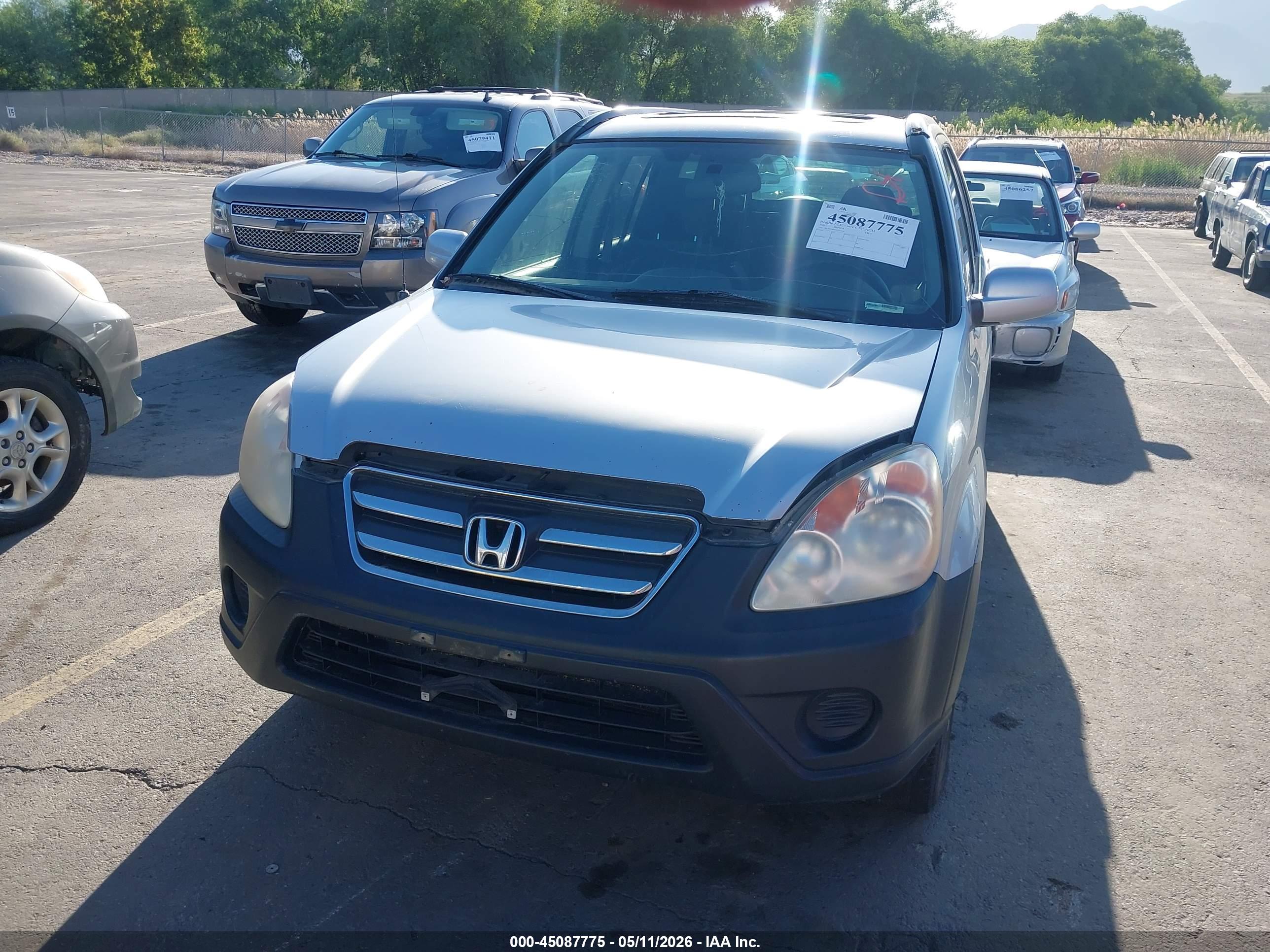 HONDA CR-V image 6