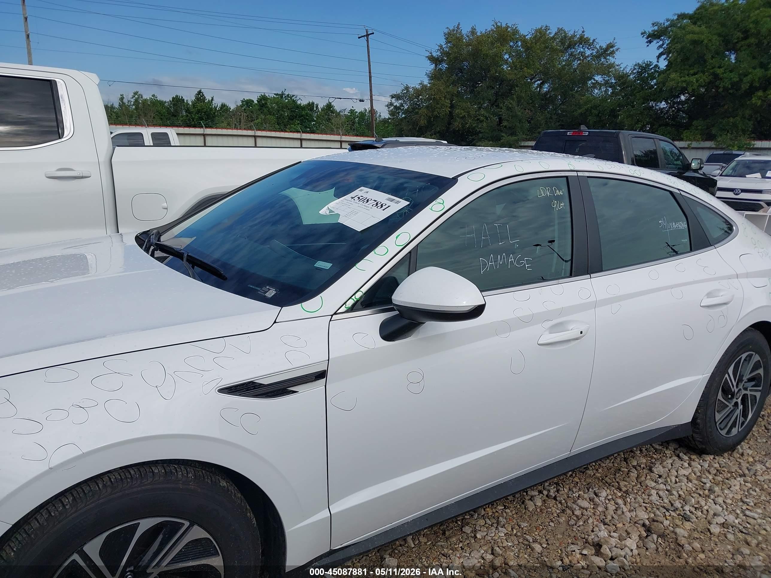 HYUNDAI SONATA image 6