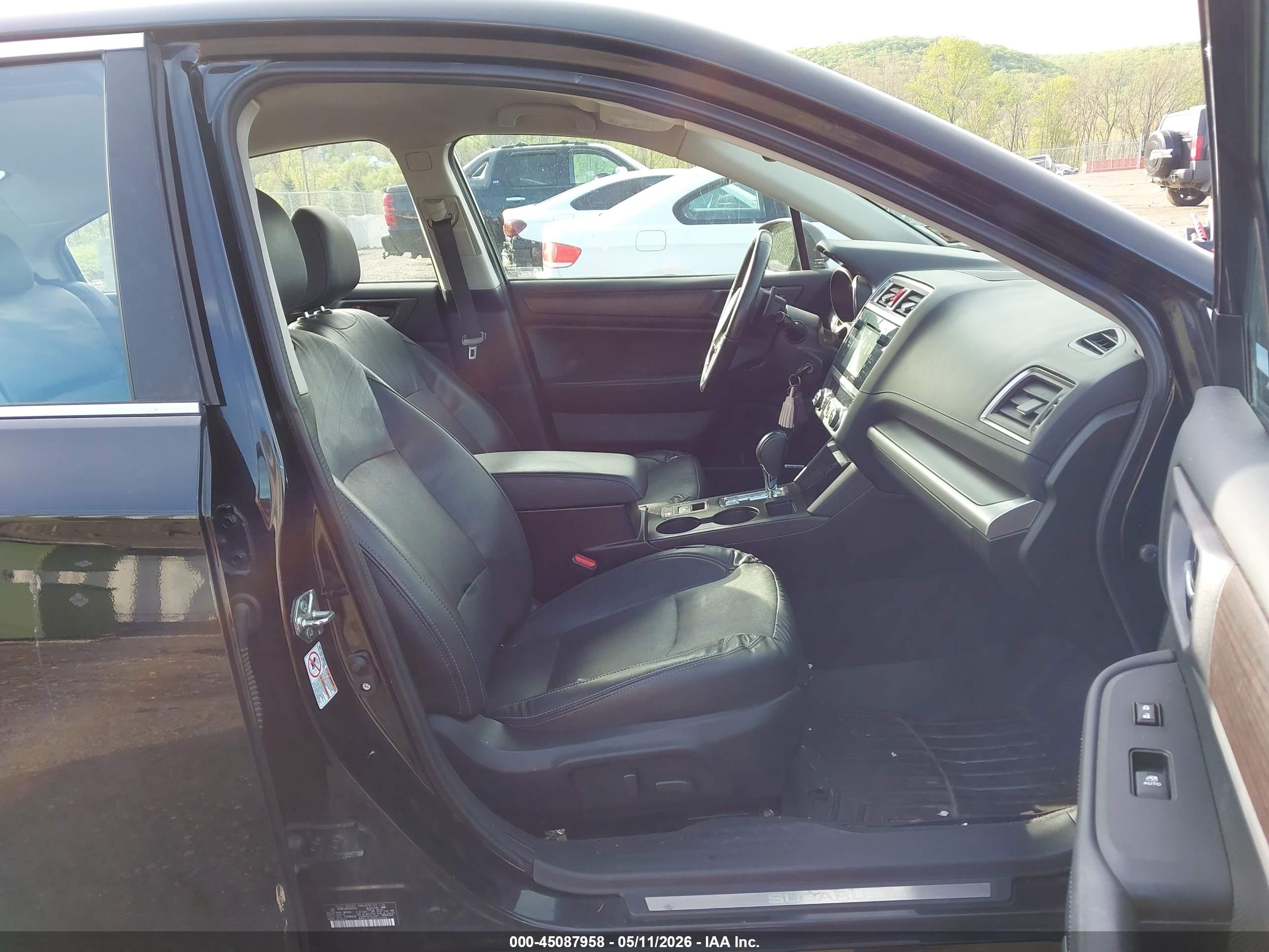 SUBARU LEGACY image 5