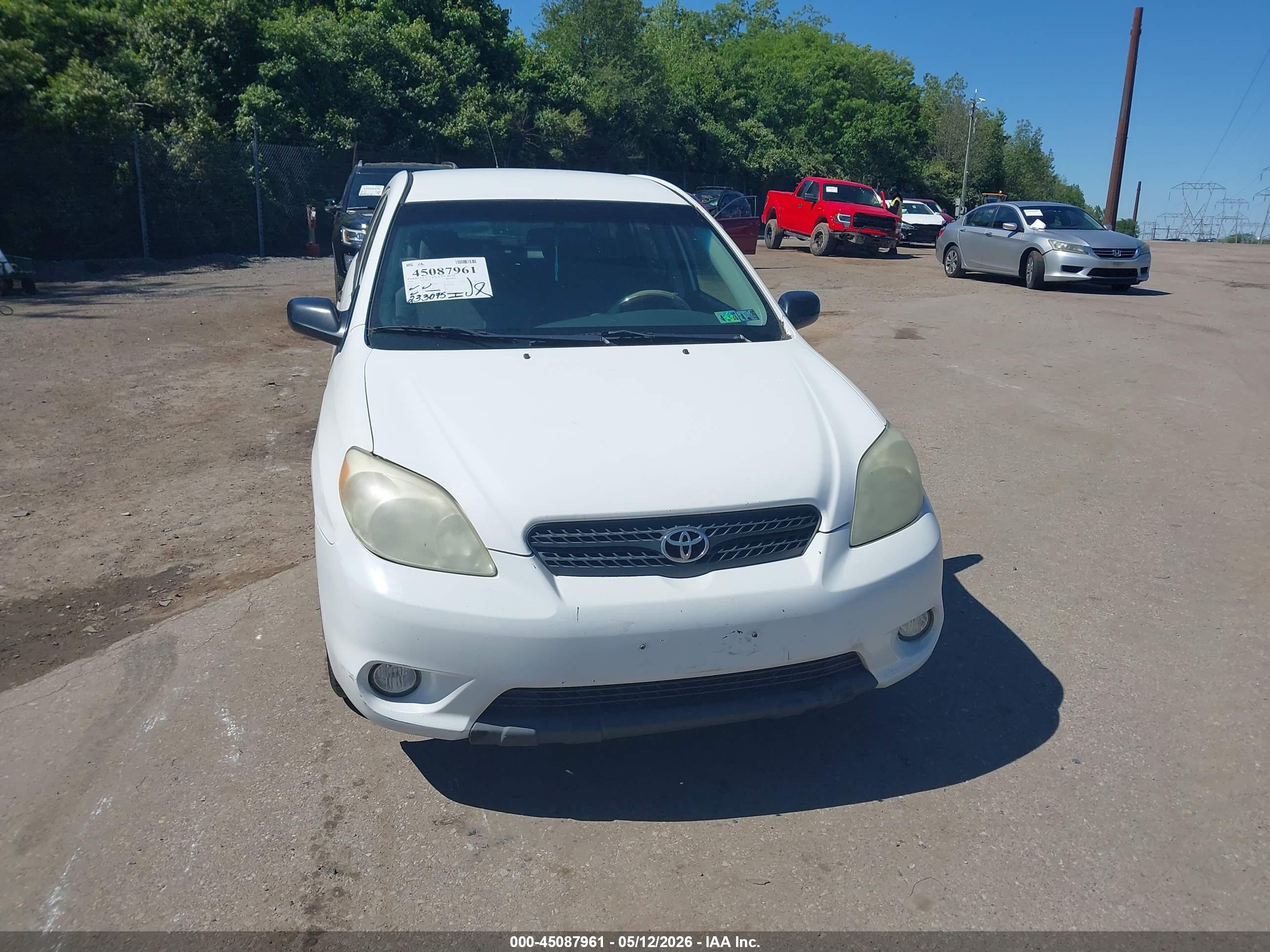 TOYOTA MATRIX image 6