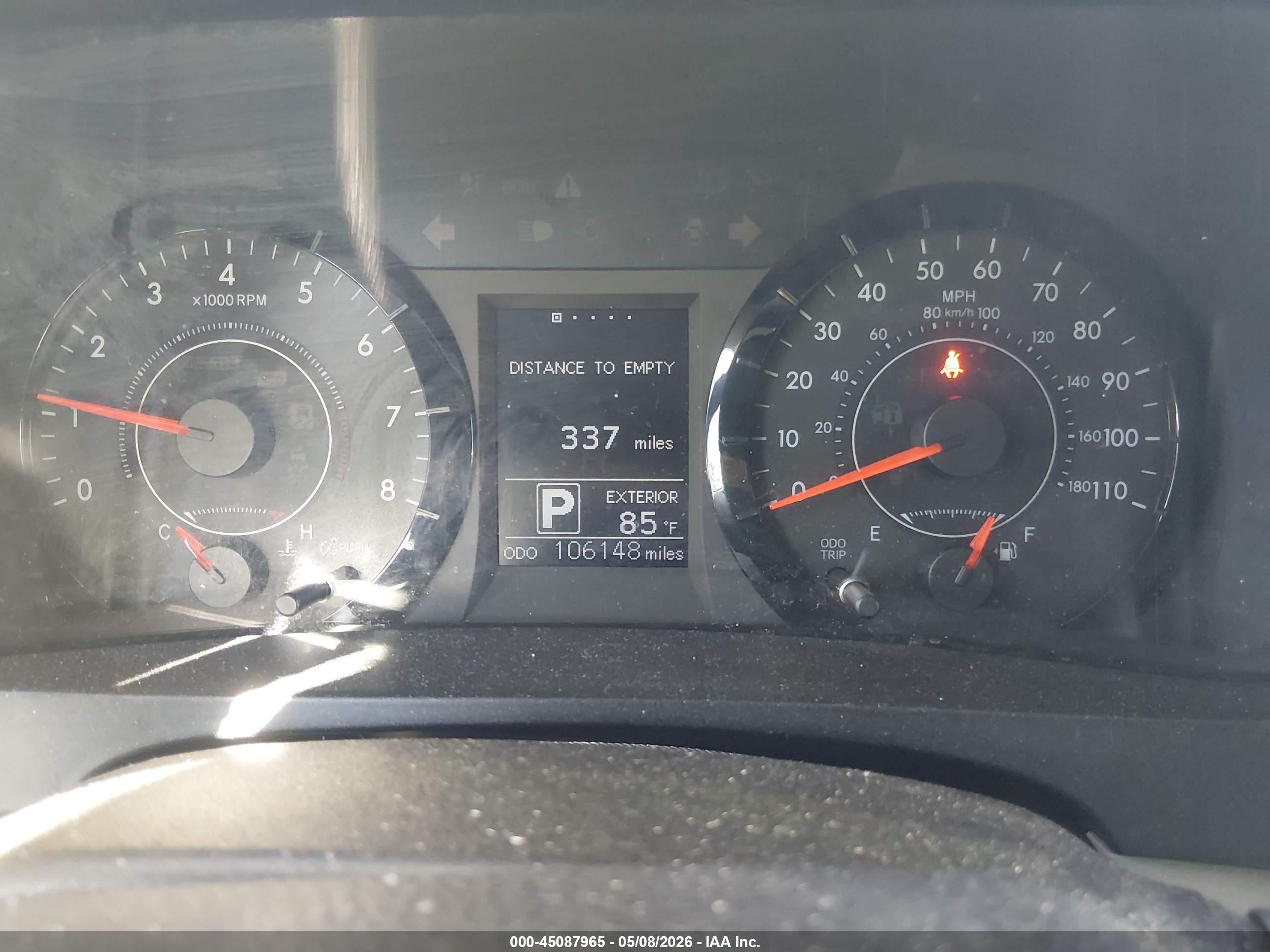 TOYOTA SIENNA image 7
