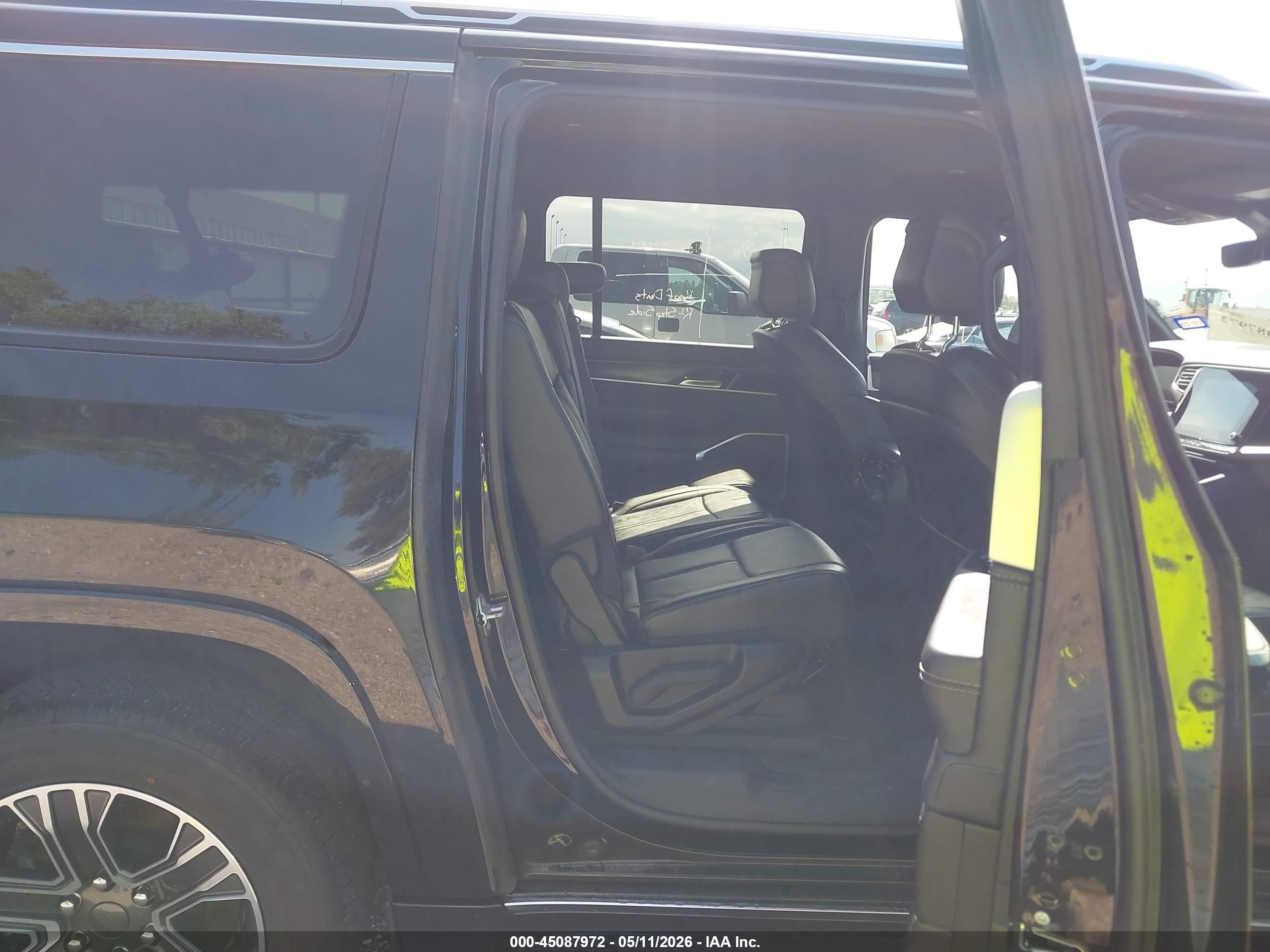 JEEP WAGONEER image 8