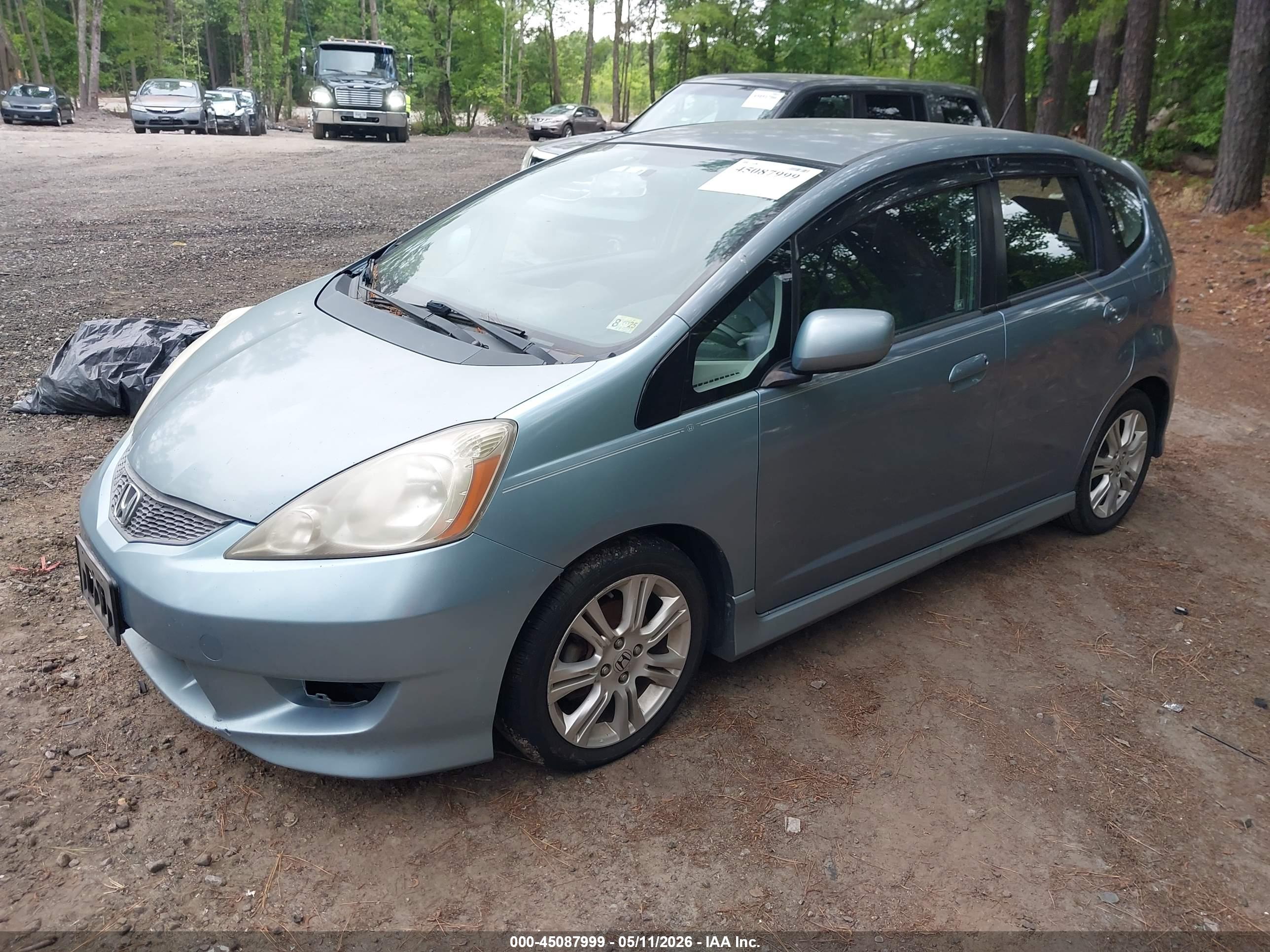 HONDA FIT image 2