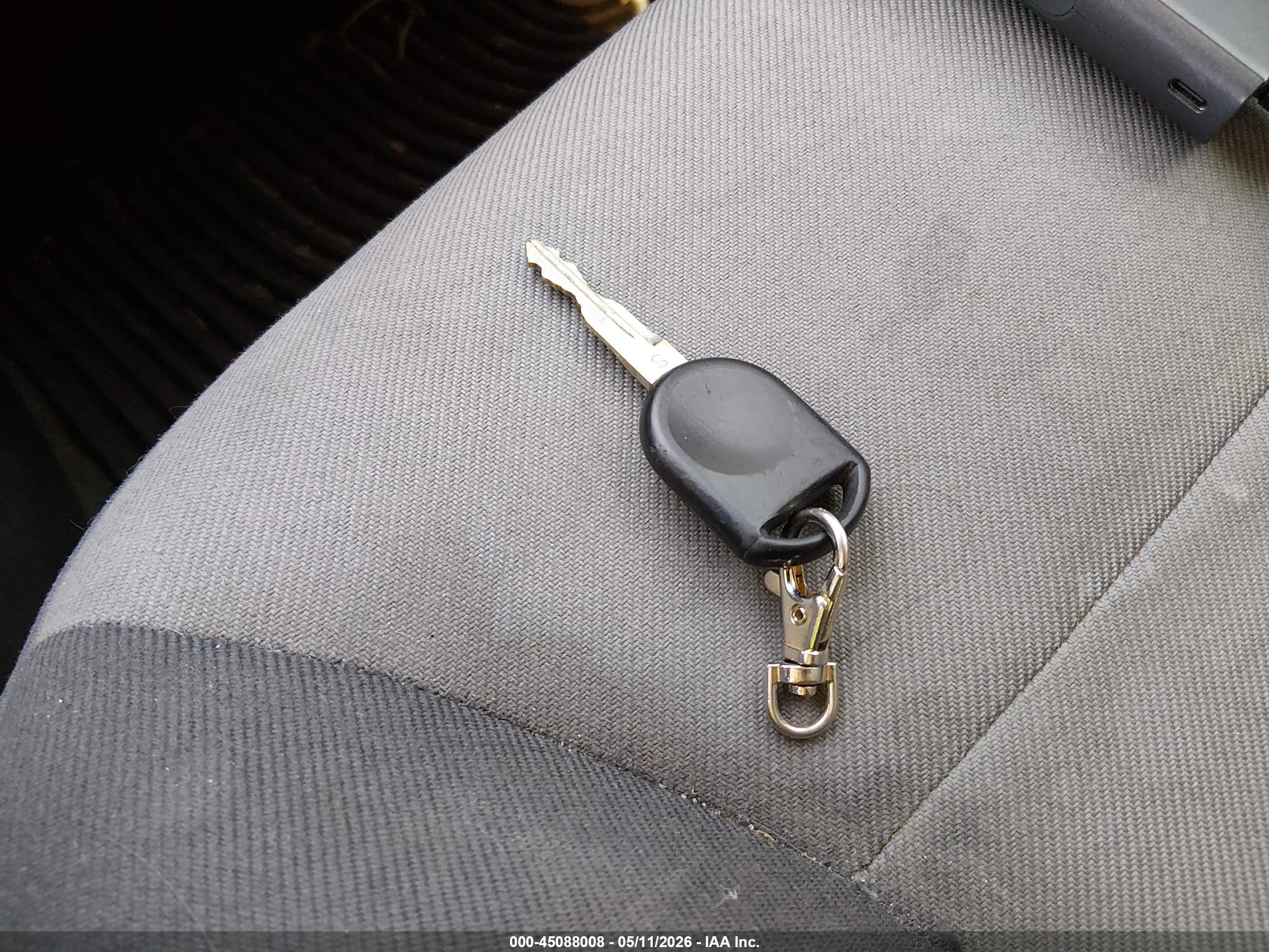 FORD ESCAPE image 11
