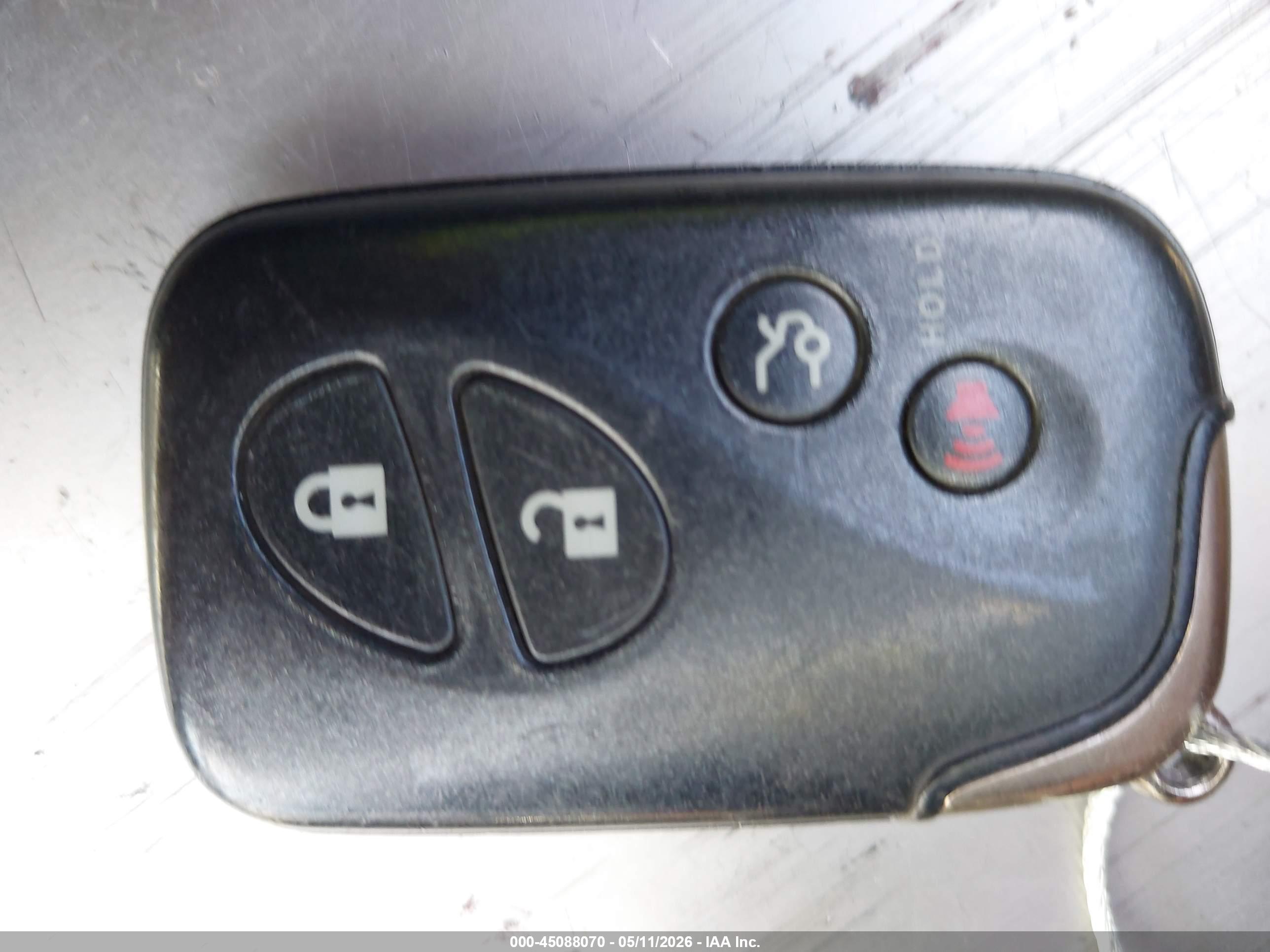 LEXUS IS image 11